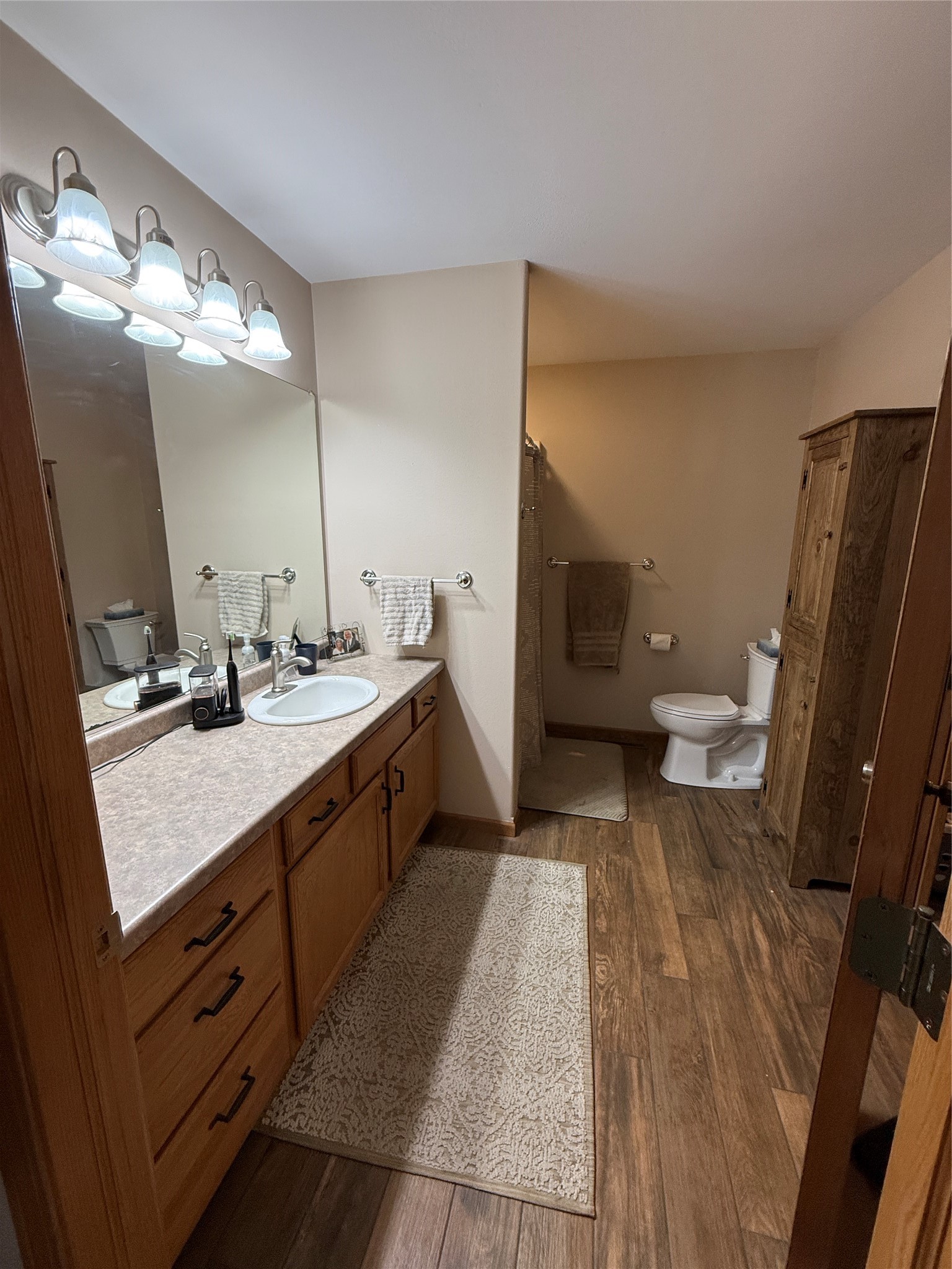 4222 W Robin Meadows Lane Property Photo 7