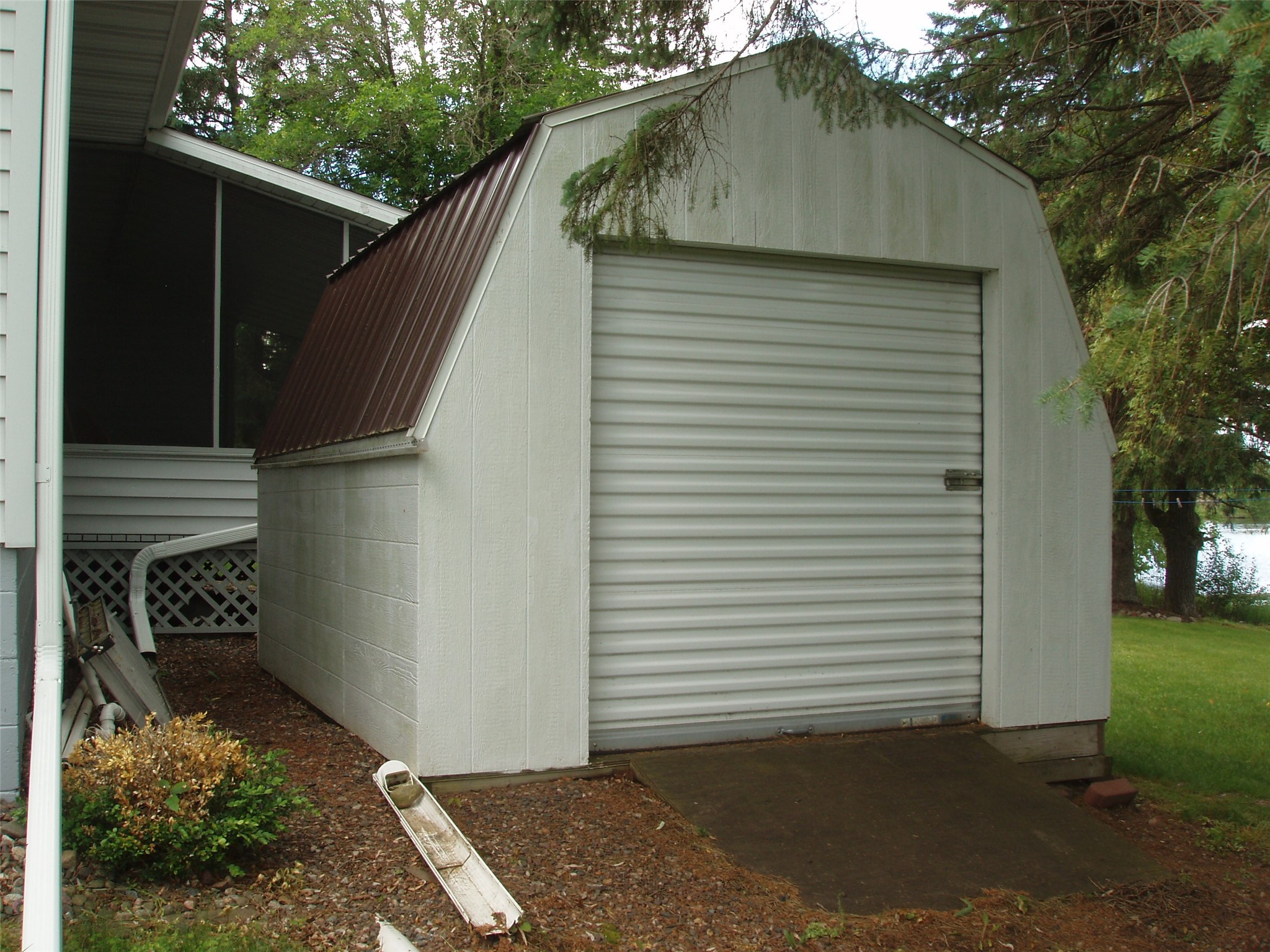 1153 Saunders Avenue Property Photo 8