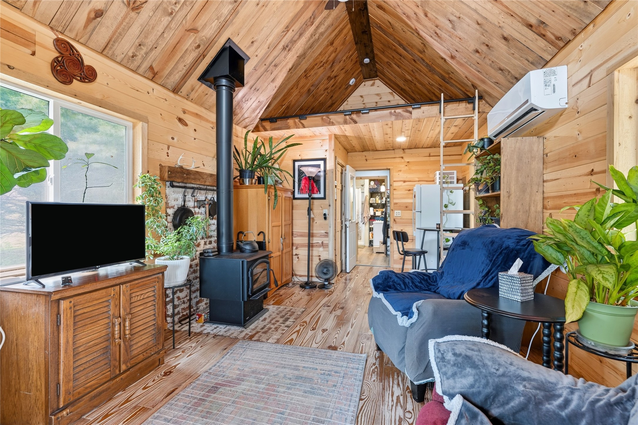 24565 Windorski Road Property Photo 17