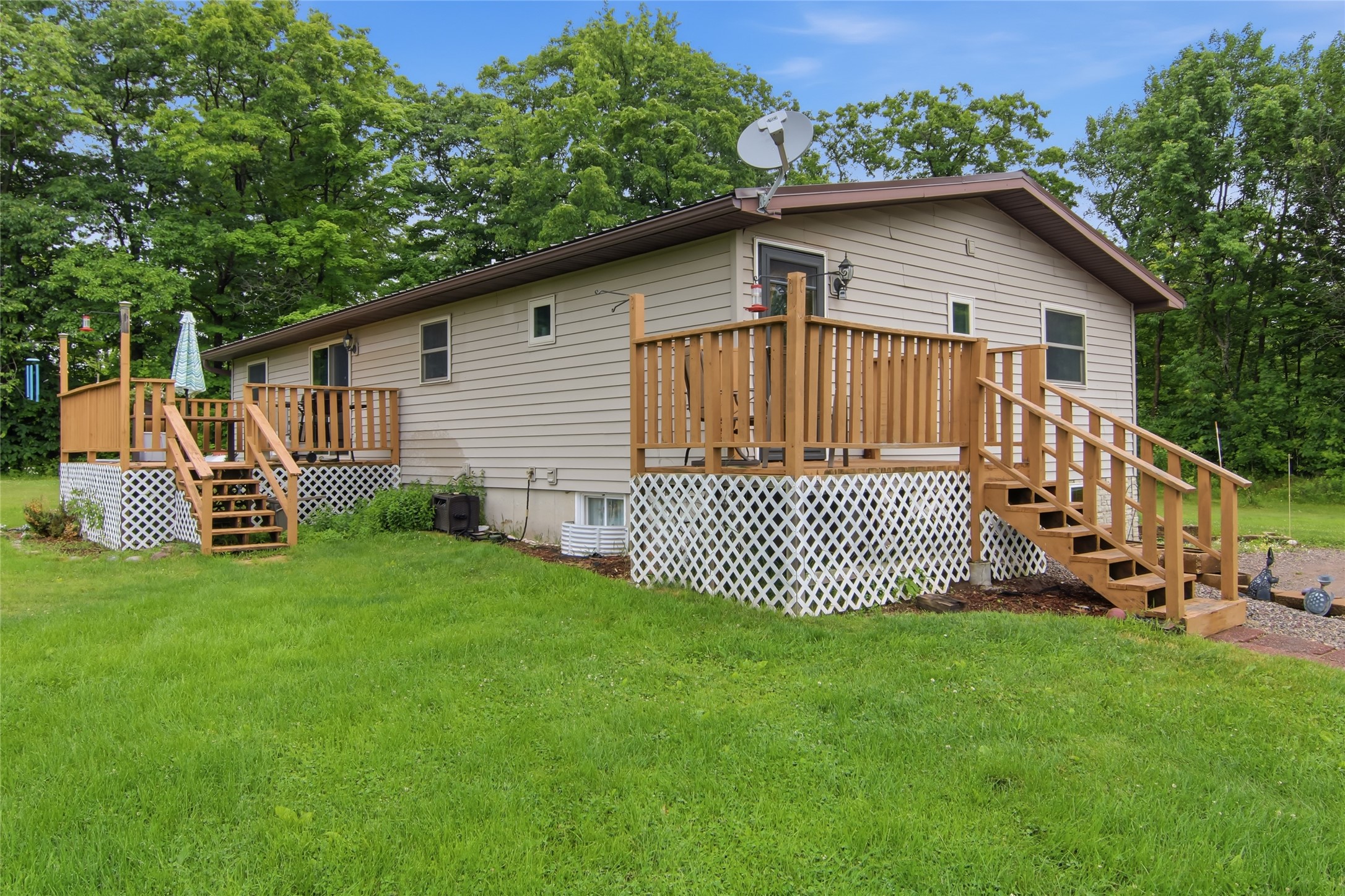 995n Zettel Road Property Photo 5