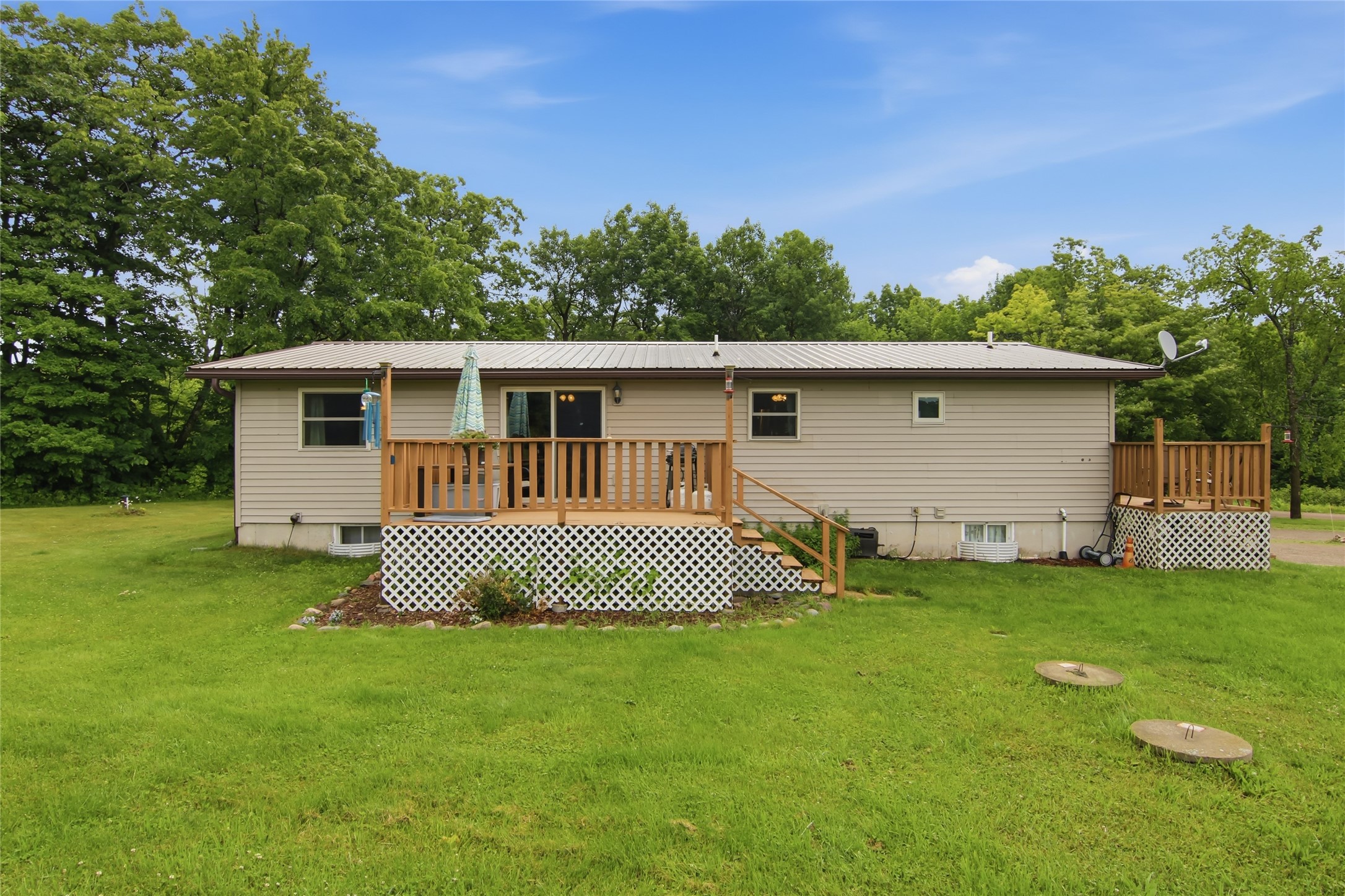 995n Zettel Road Property Photo 6