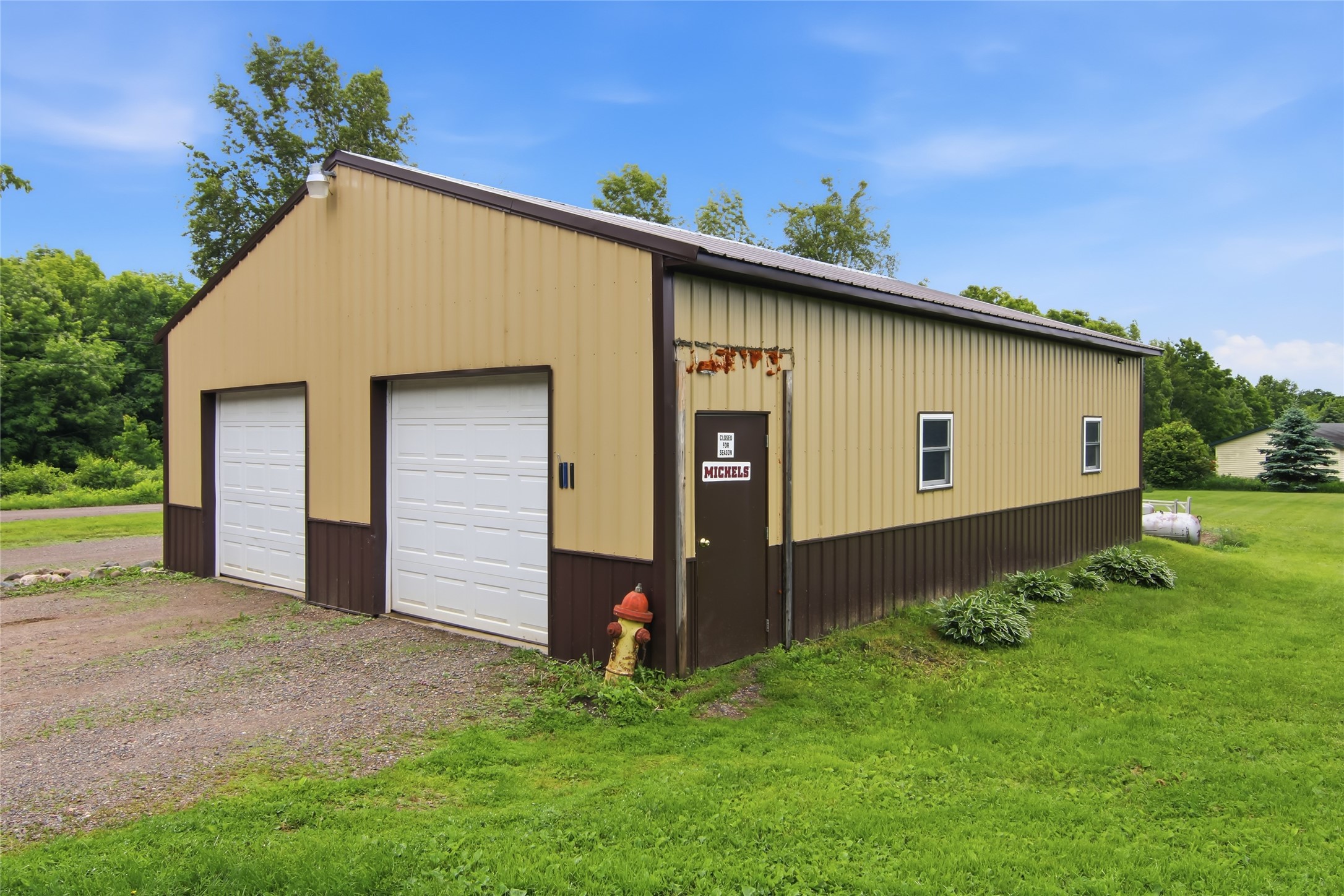 995n Zettel Road Property Photo 11