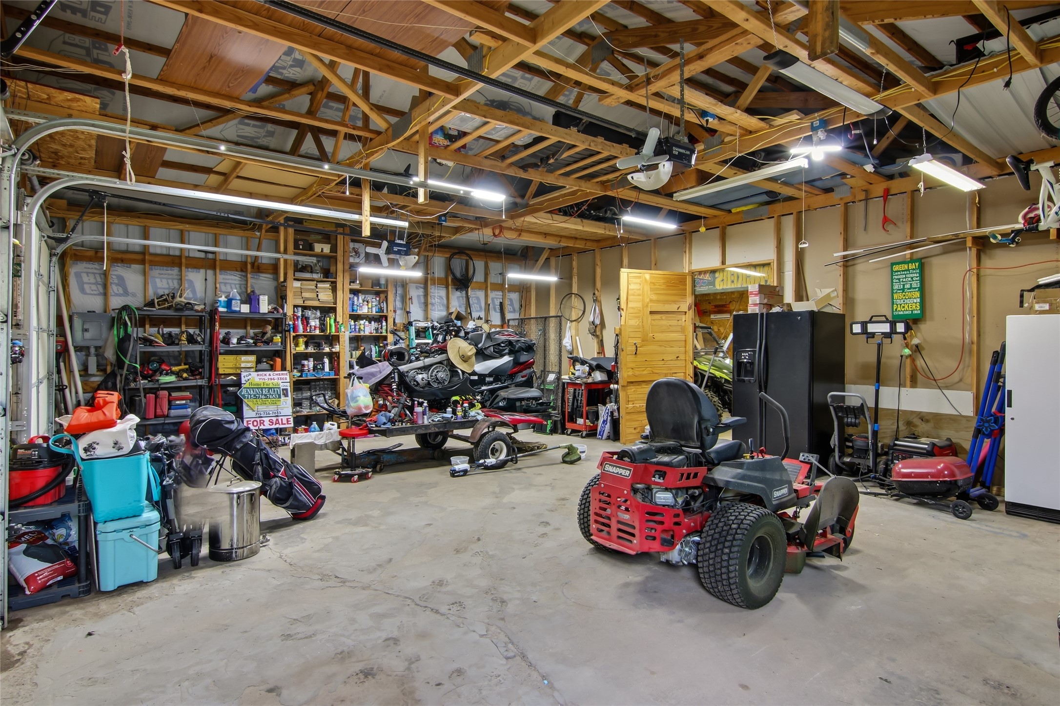 995n Zettel Road Property Photo 12