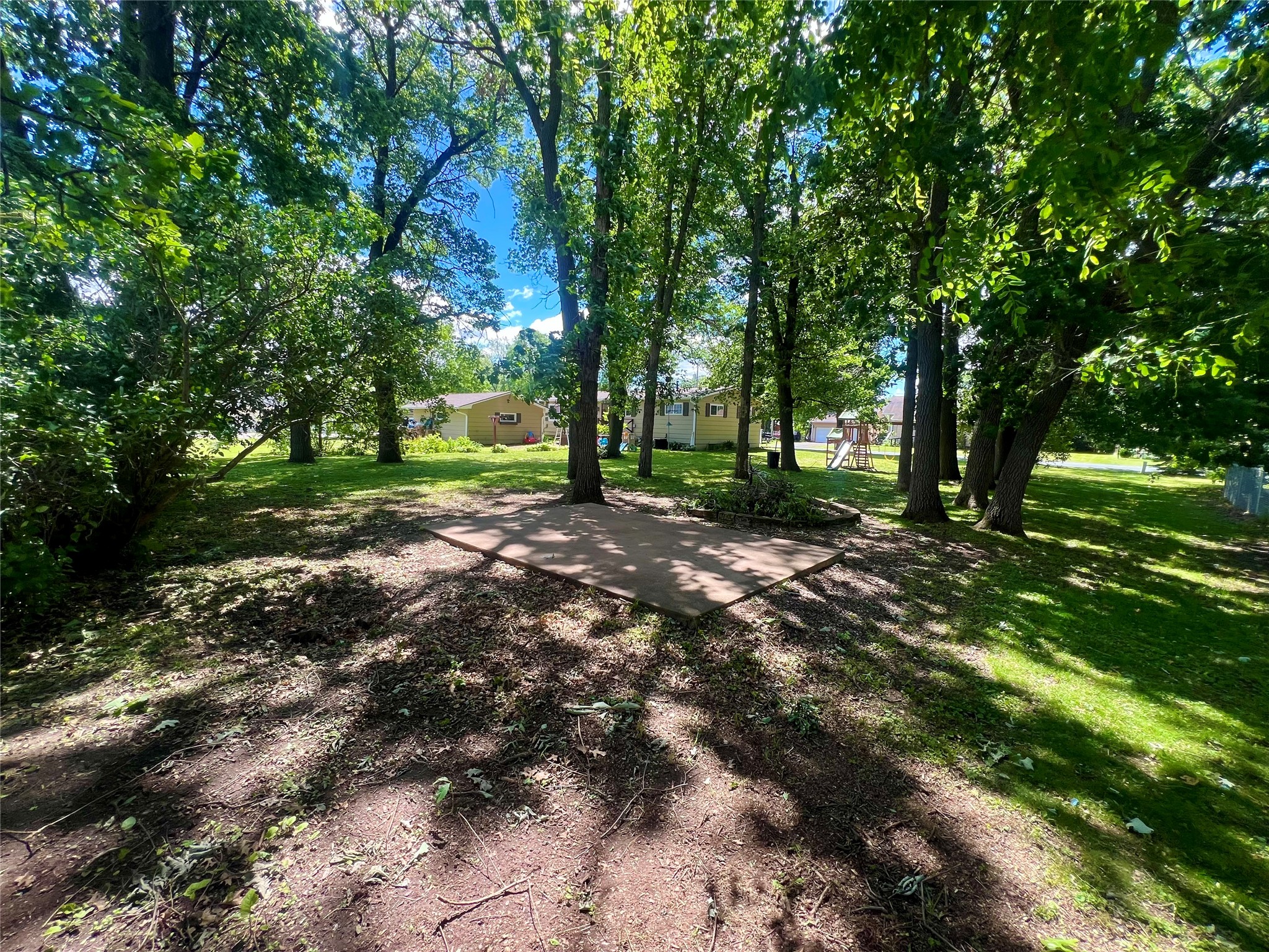 411 E Coleman Street Property Photo 9