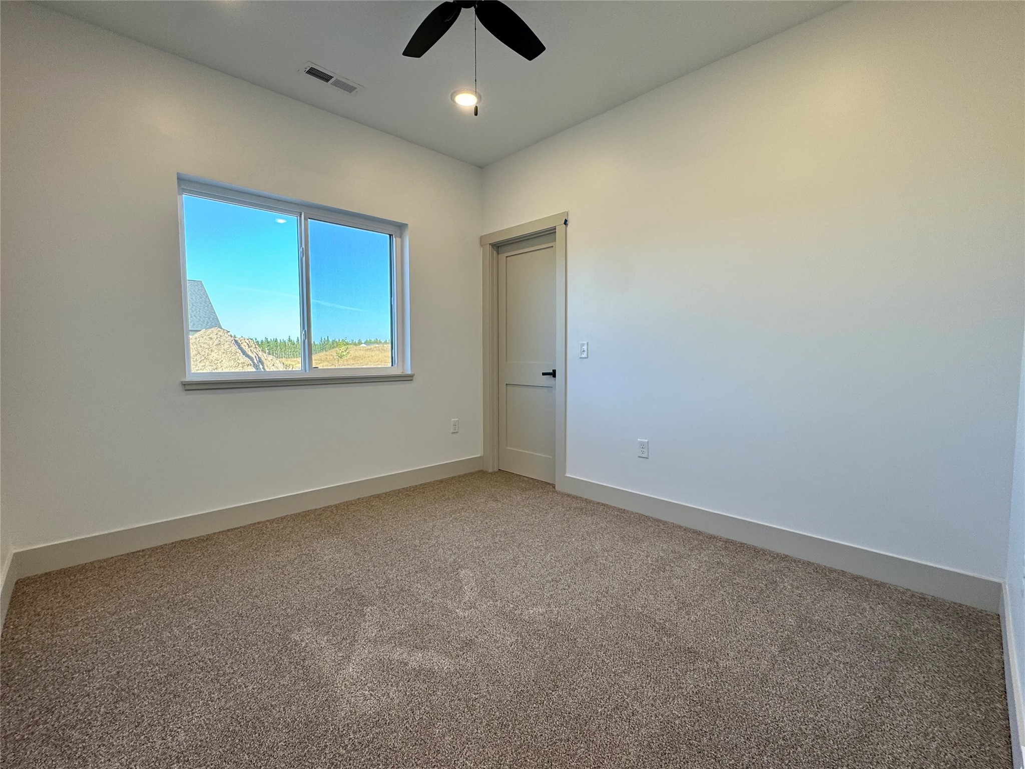 6804 Buck Tail Drive Property Photo 8