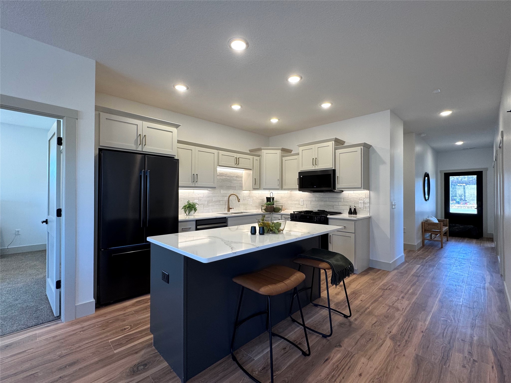 6804 Buck Tail Drive Property Photo 11