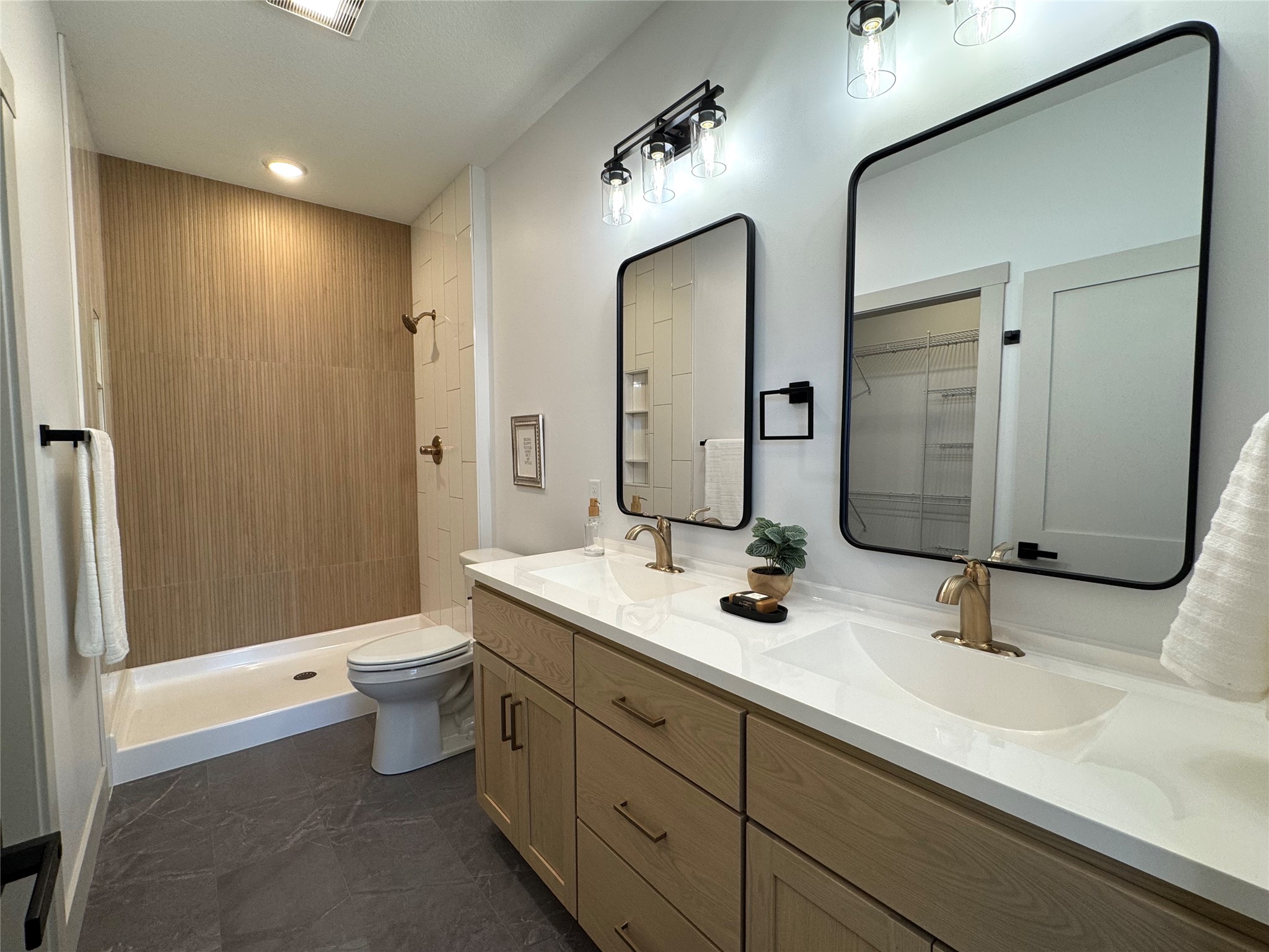 6804 Buck Tail Drive Property Photo 18
