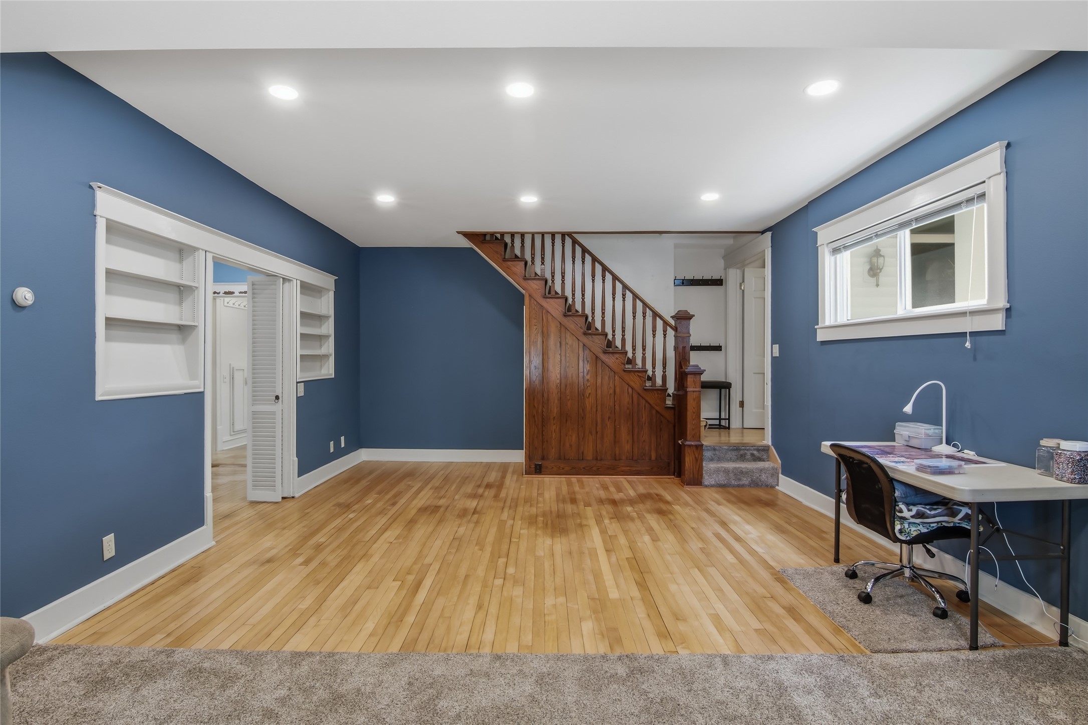 28 W Stout Street Property Photo 14