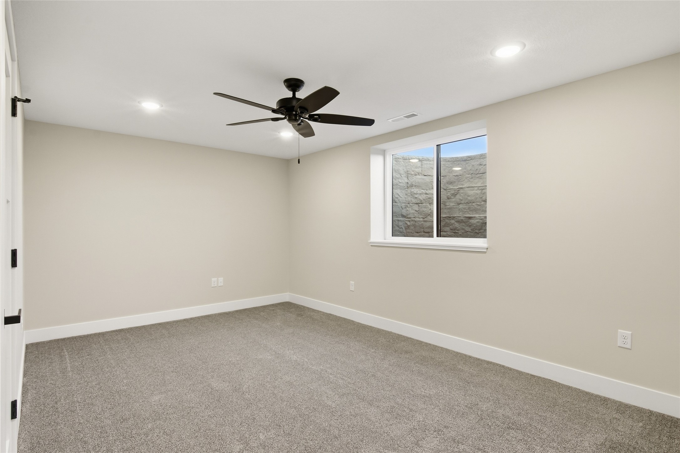 6774 Buck Tail Drive Property Photo 23
