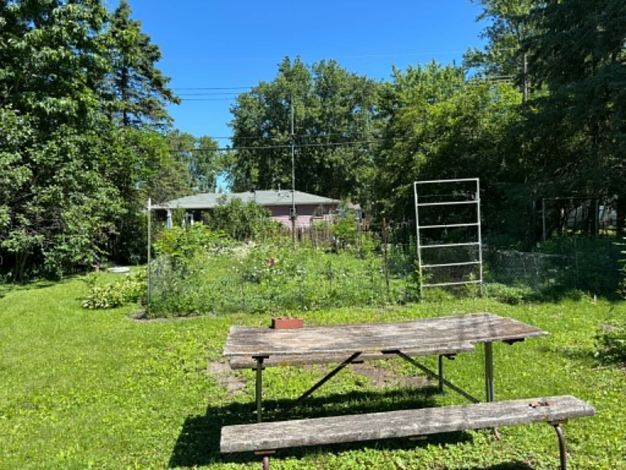 2444 Hayden Avenue Property Photo 4