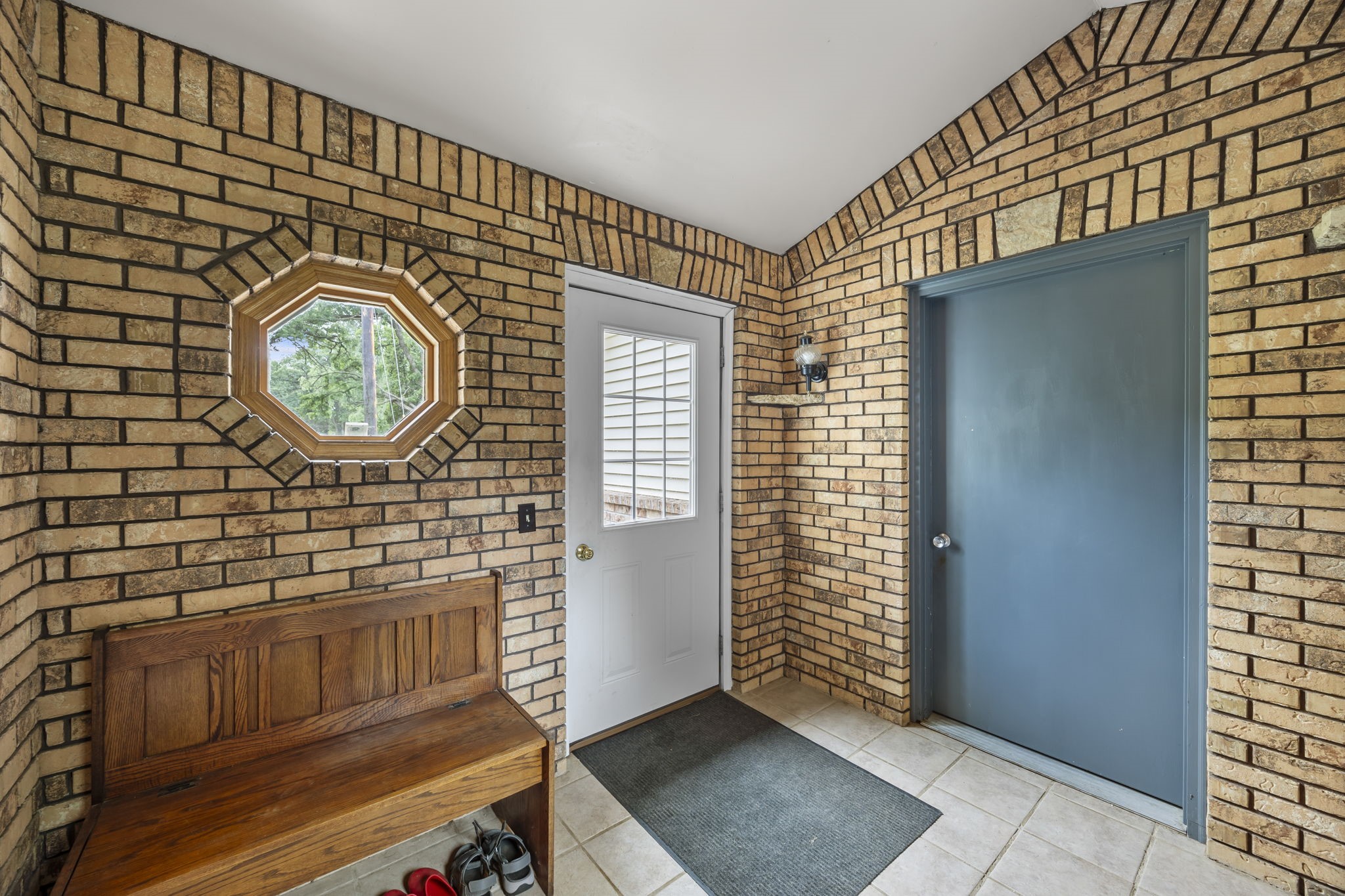 601 3rd Avenue Property Photo 14