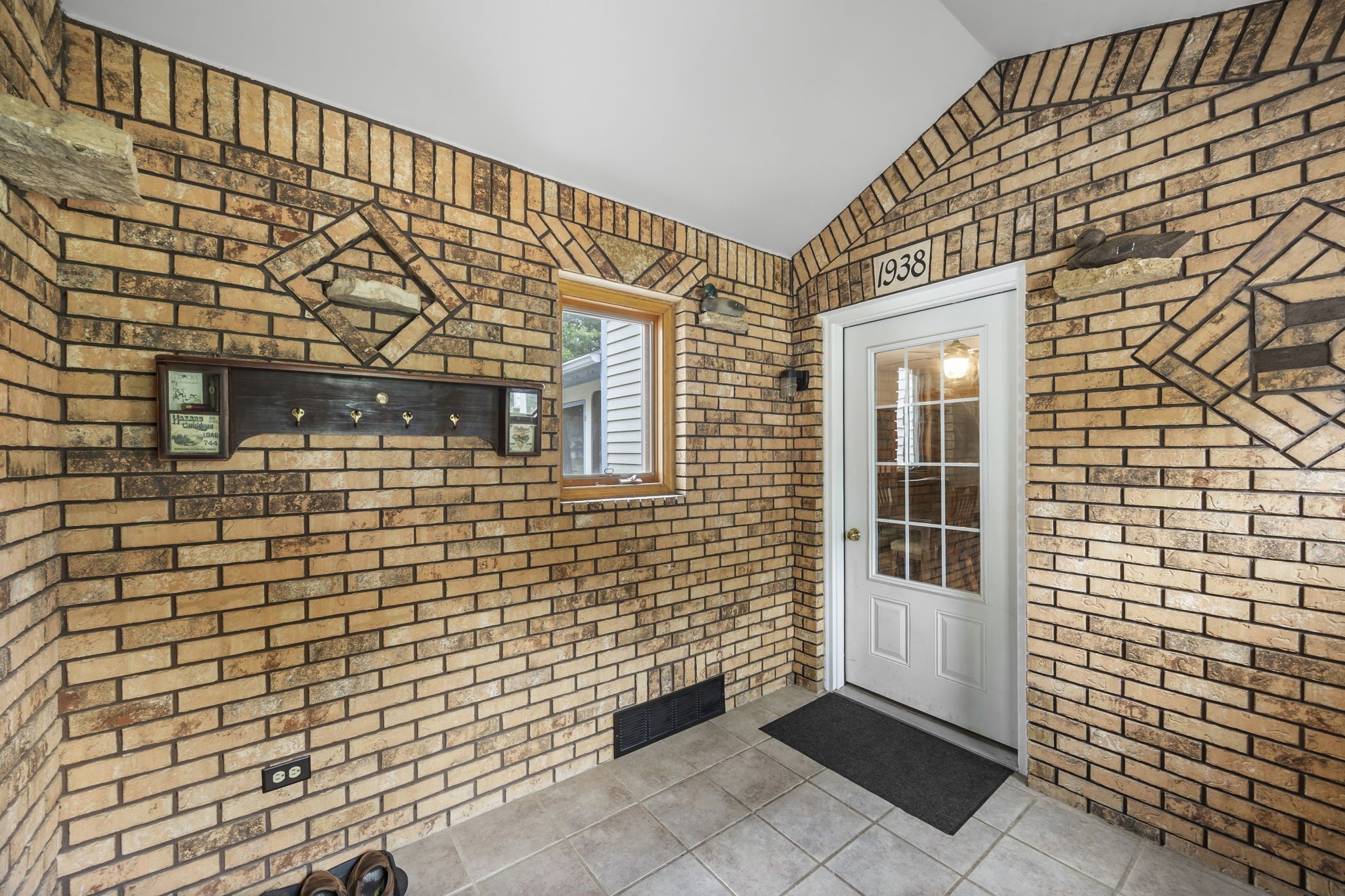 601 3rd Avenue Property Photo 15