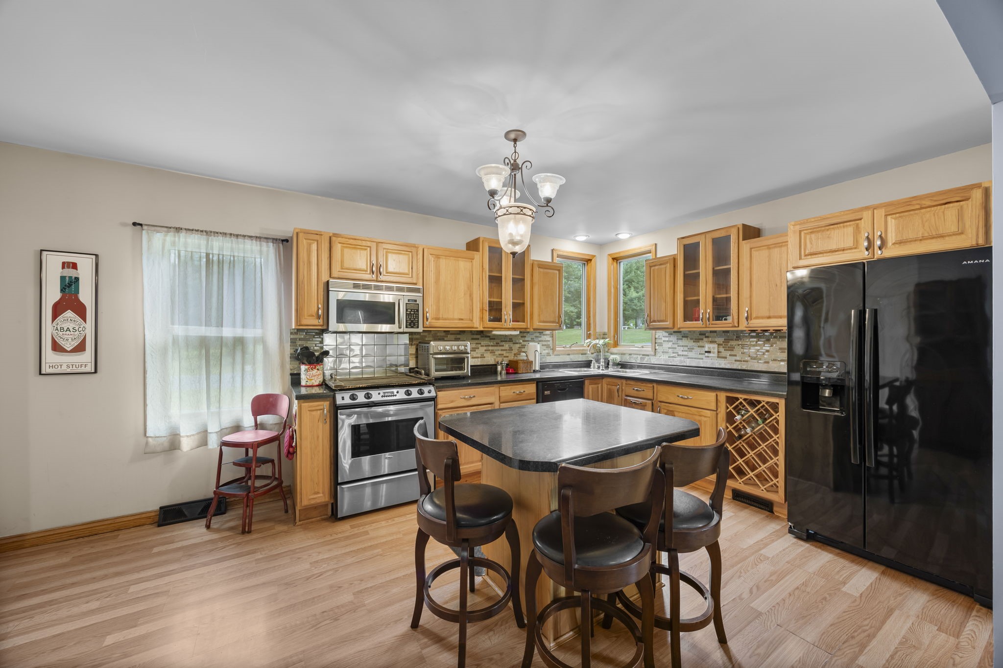 601 3rd Avenue Property Photo 19
