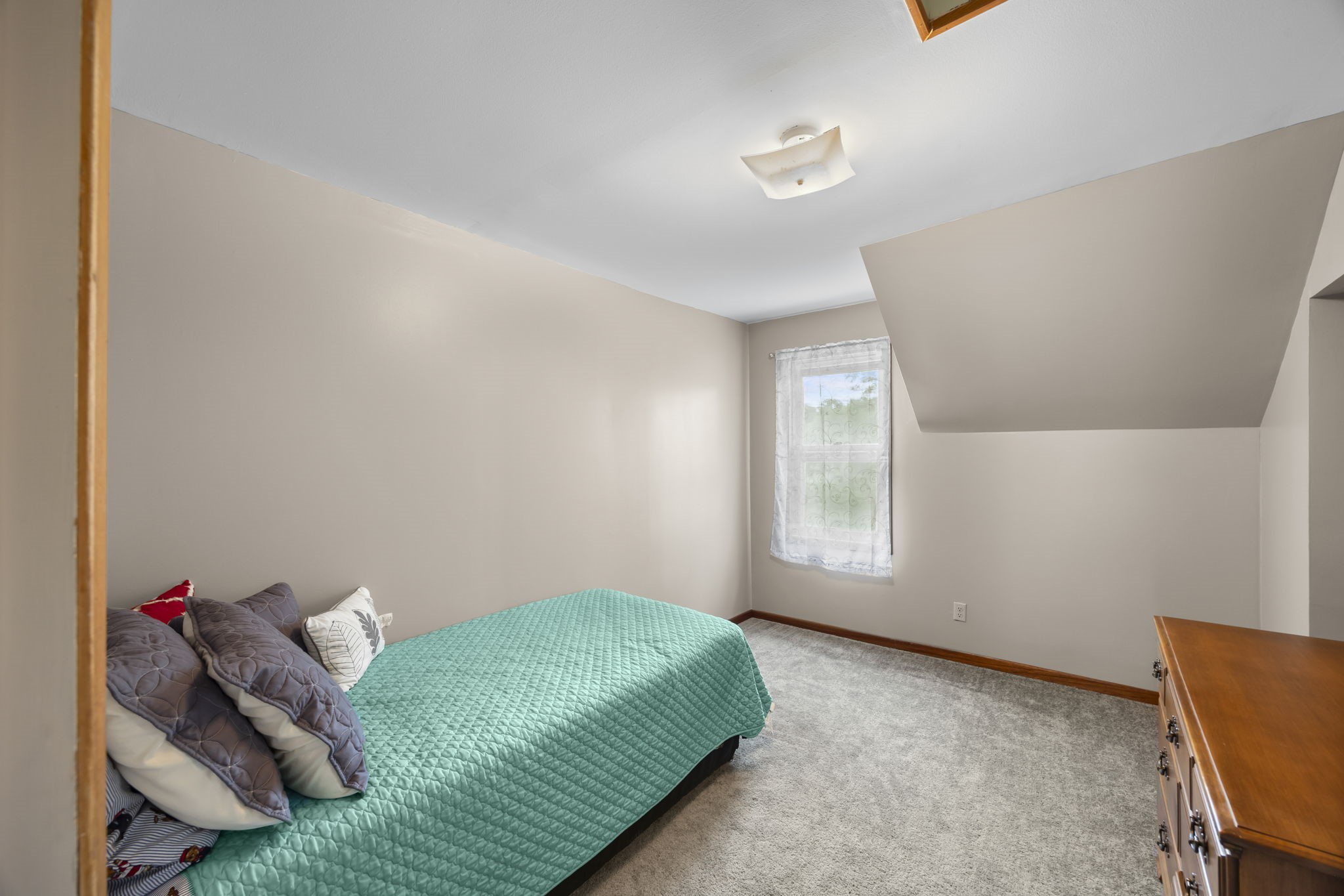 601 3rd Avenue Property Photo 30