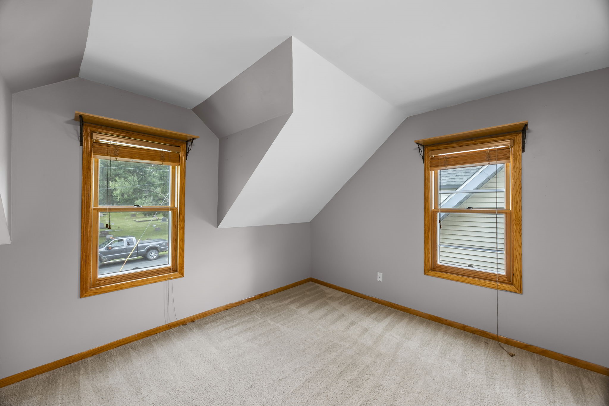 601 3rd Avenue Property Photo 32