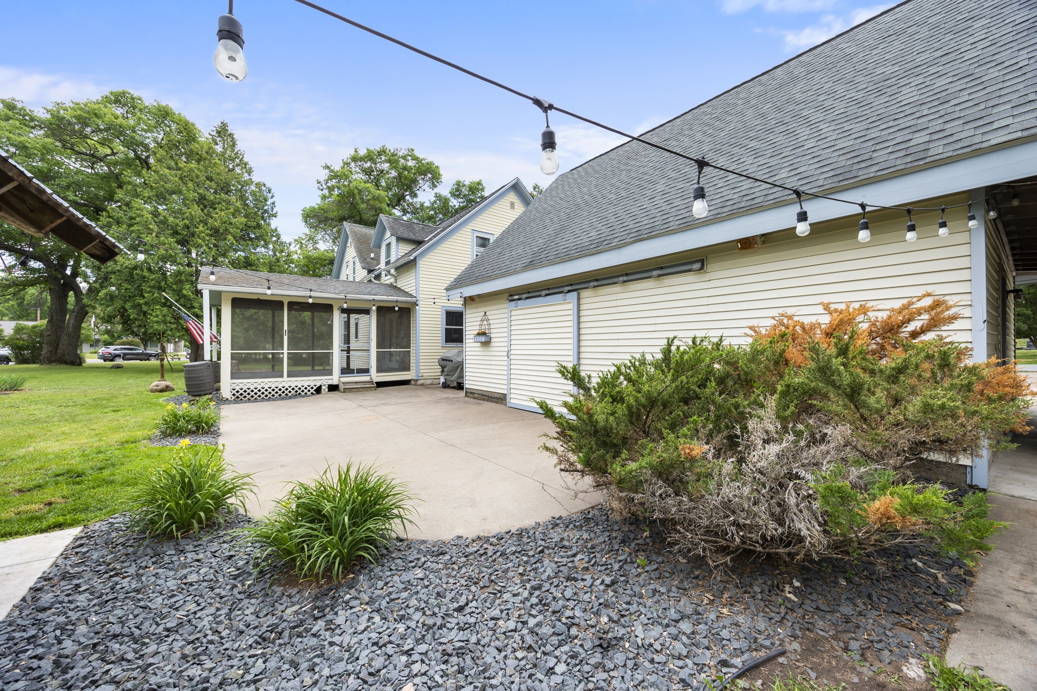 601 3rd Avenue Property Photo 49