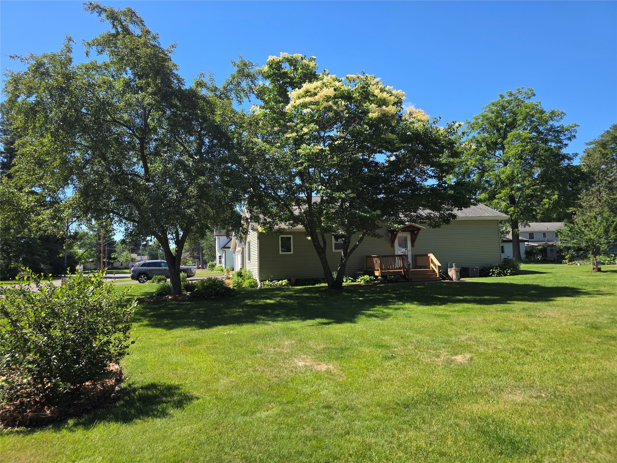1517 3rd Street Property Photo 4