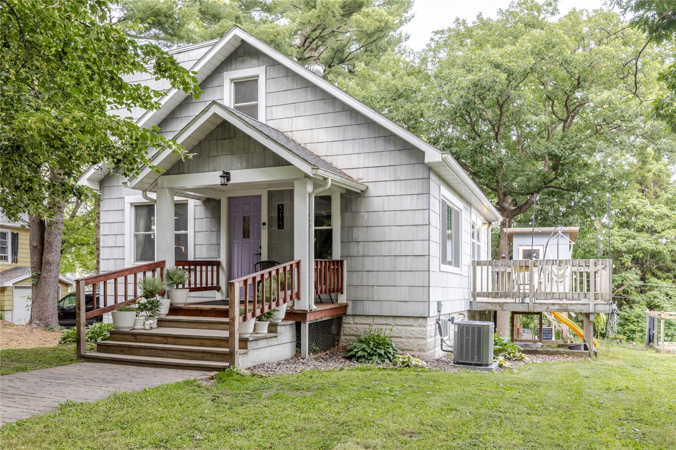 315 Bergen Avenue Property Photo 1