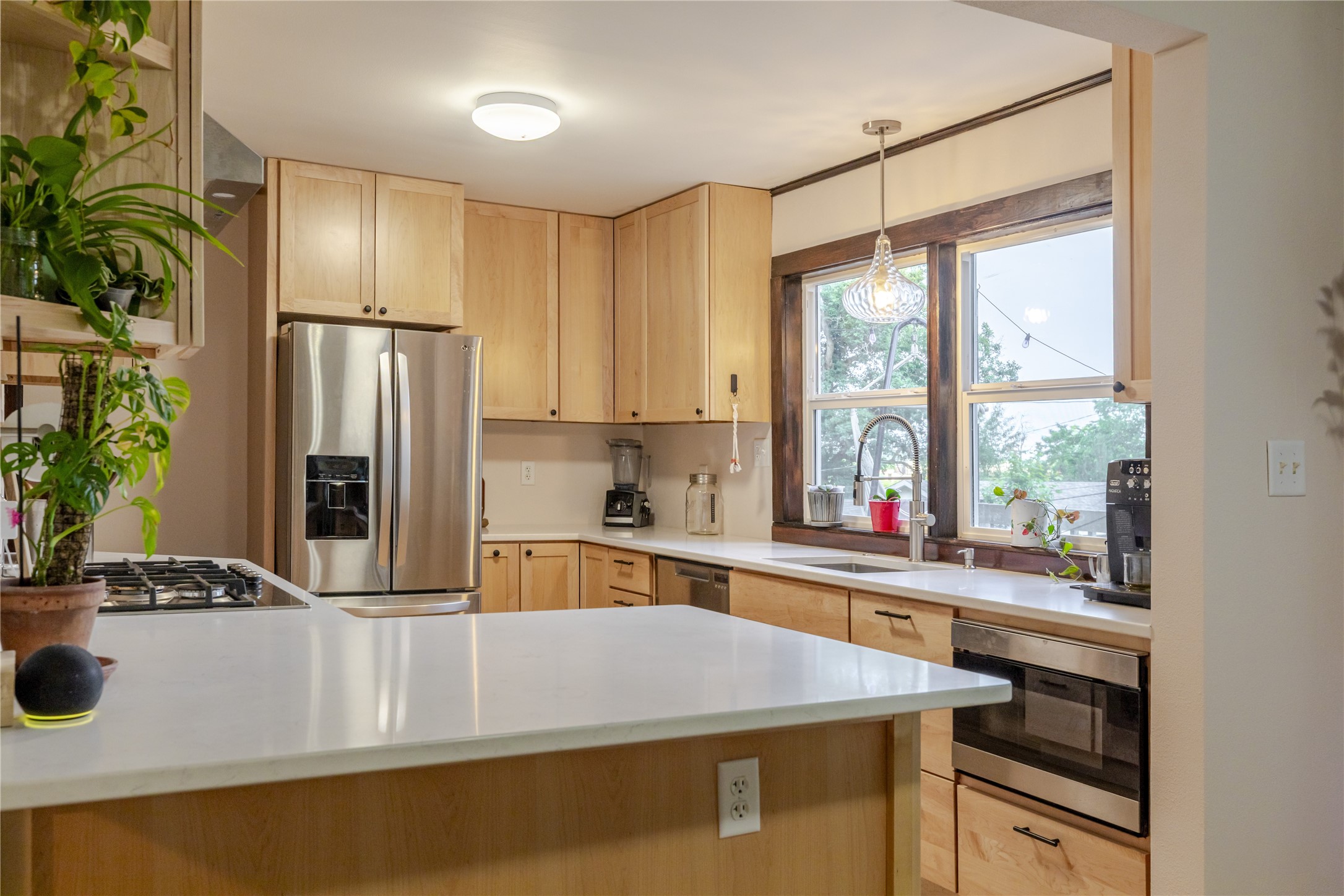315 Bergen Avenue Property Photo 3