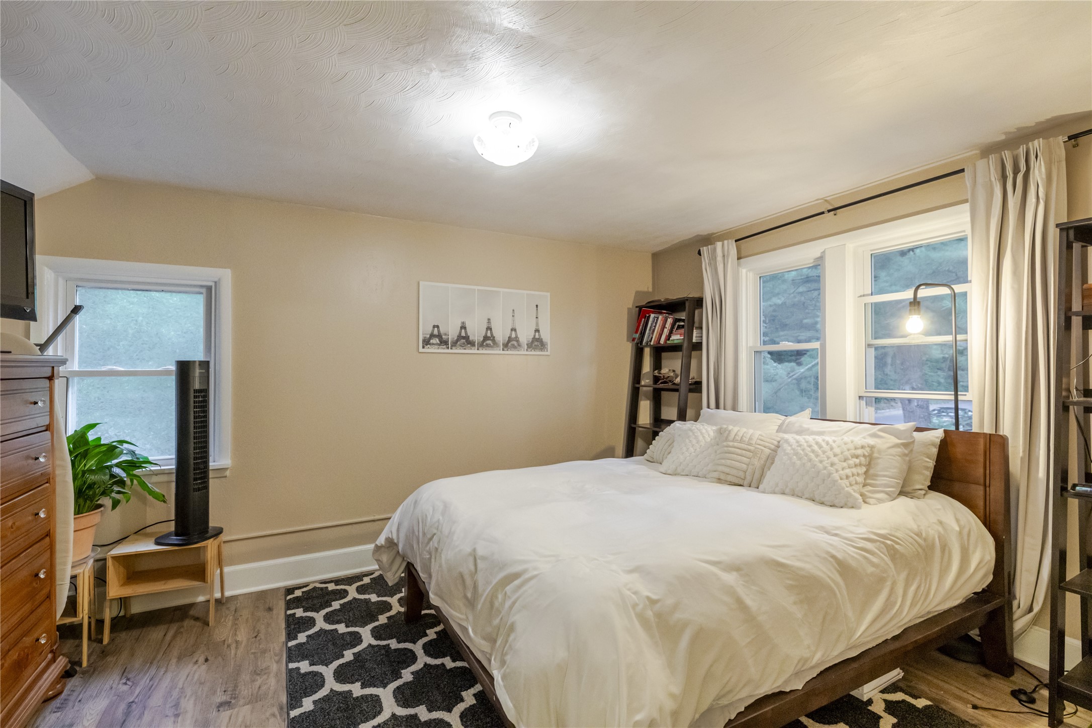 315 Bergen Avenue Property Photo 7