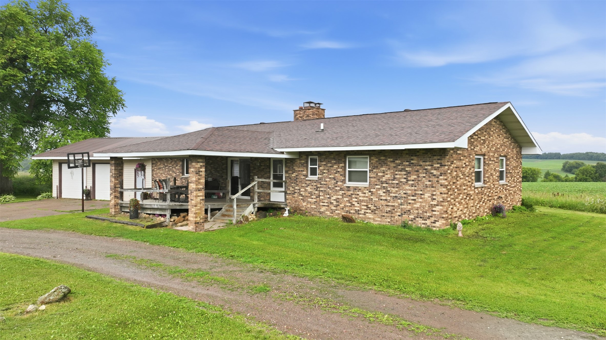 1711 150th Avenue Property Photo 2