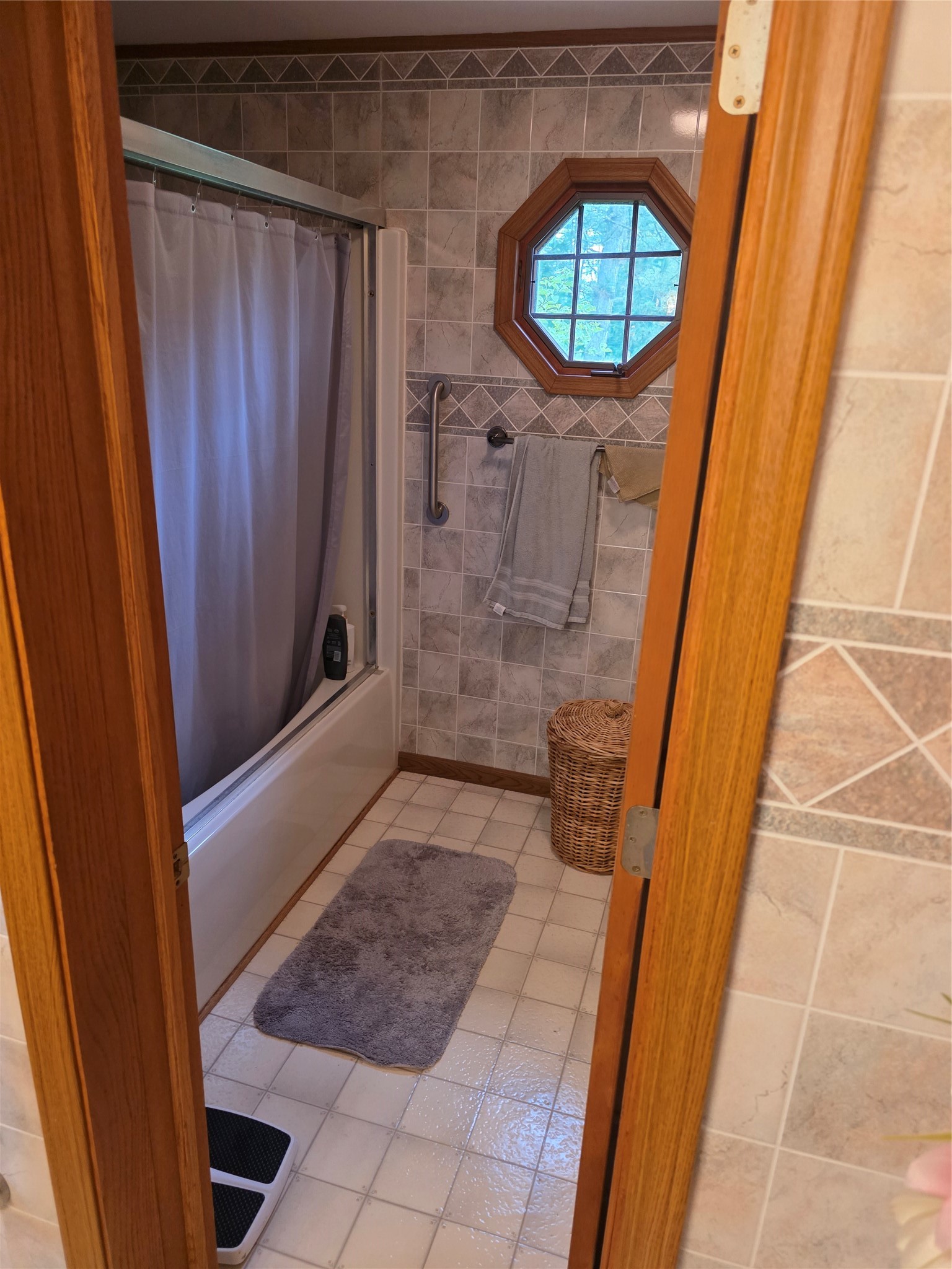 14101 W County Road B Property Photo 17
