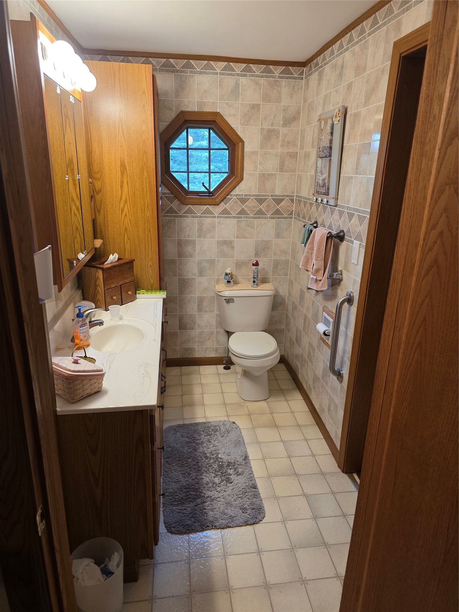 14101 W County Road B Property Photo 18