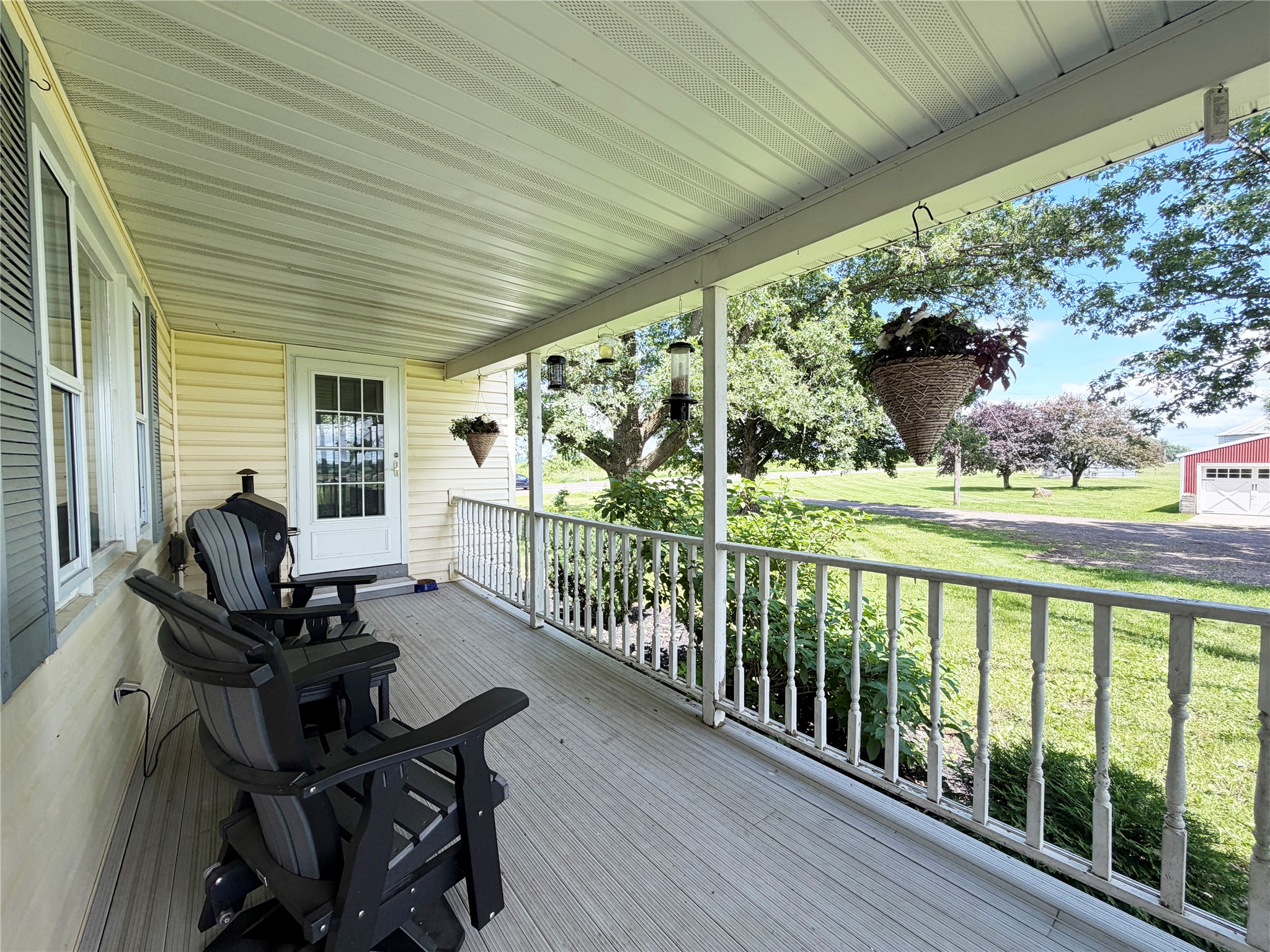 1323 Us Highway 8 Property Photo 2