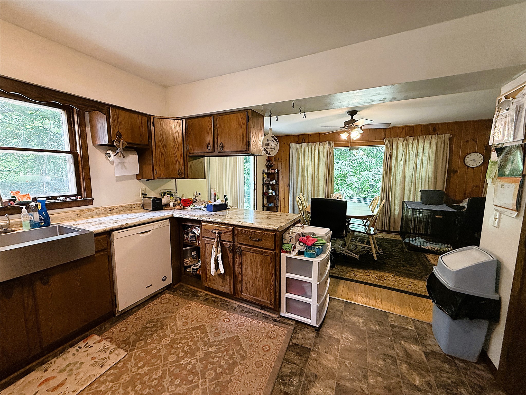 1013 W 5th Street N Property Photo 6