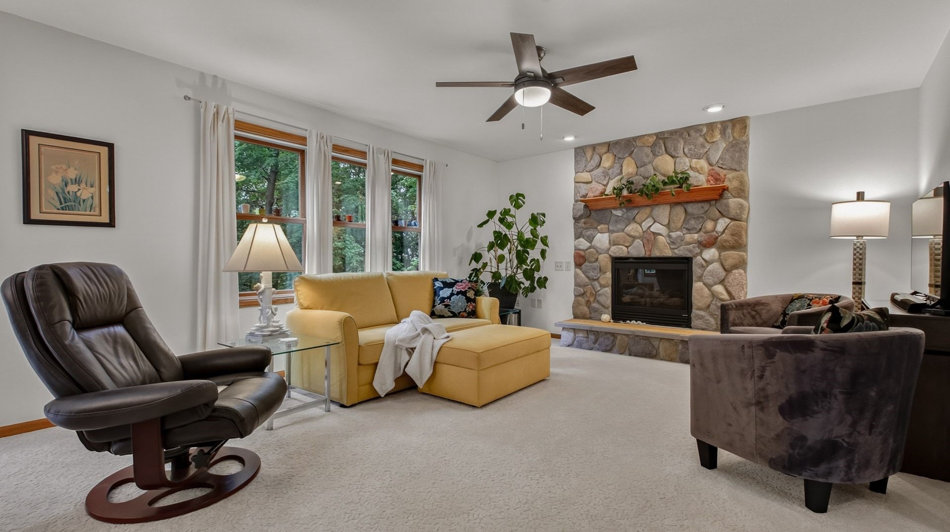 1224 Red Maple Ridge Property Photo 3
