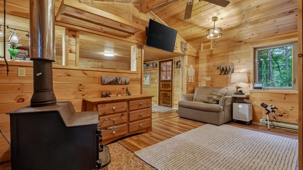 1792 290th Avenue Property Photo 9