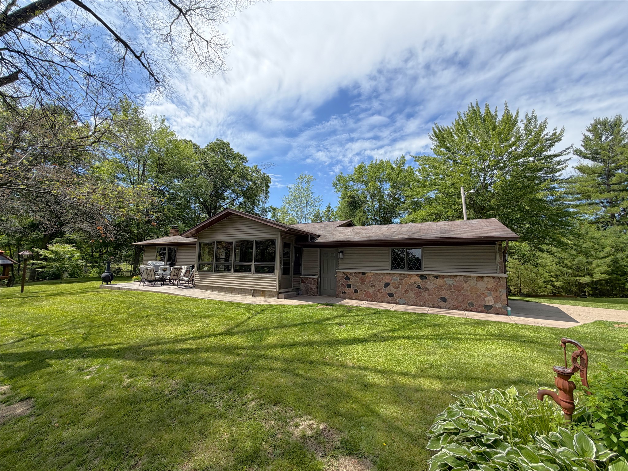 25899 275th Avenue Property Photo 1