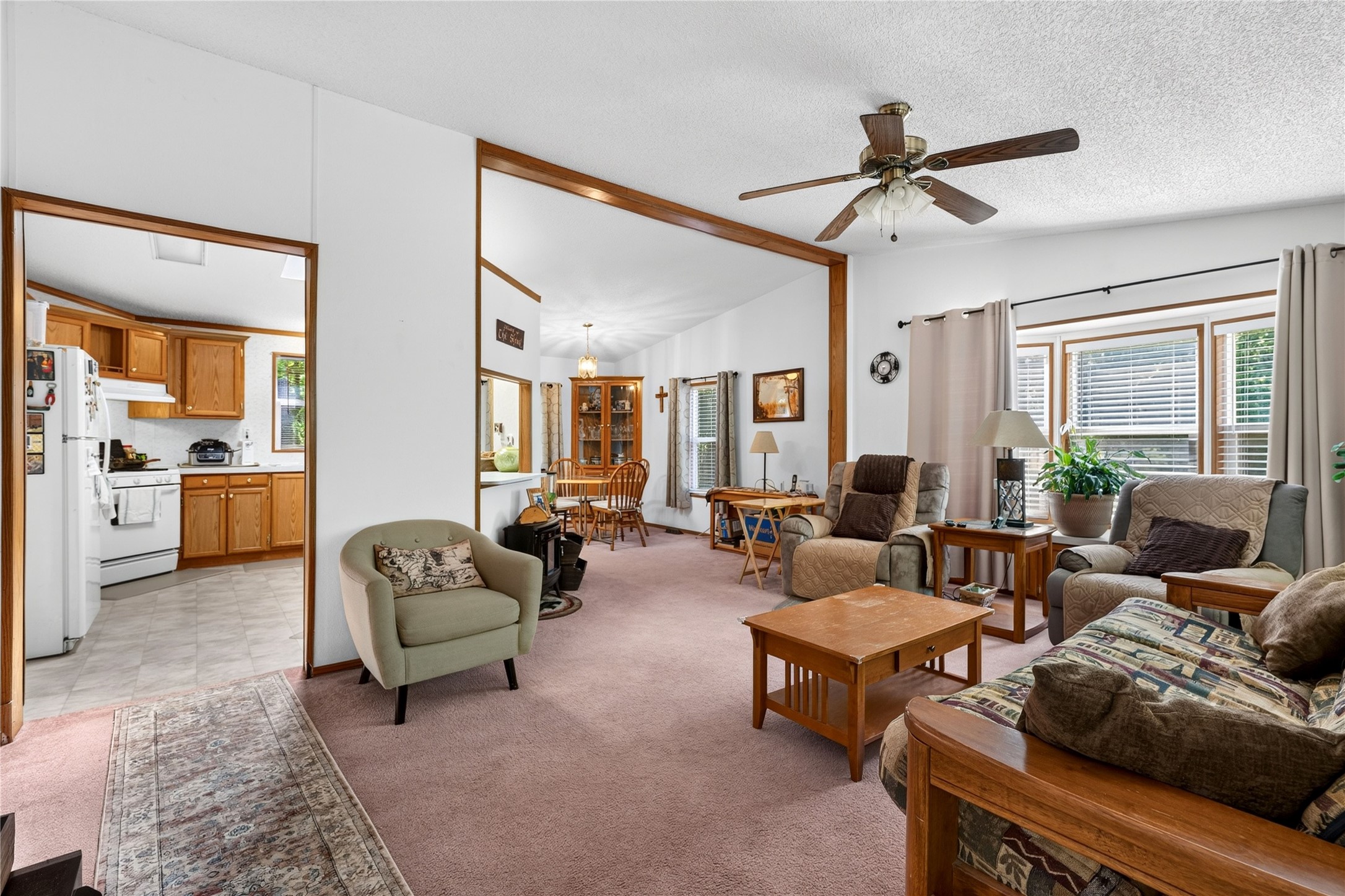 3670 Deer Lodge Drive Property Photo 7