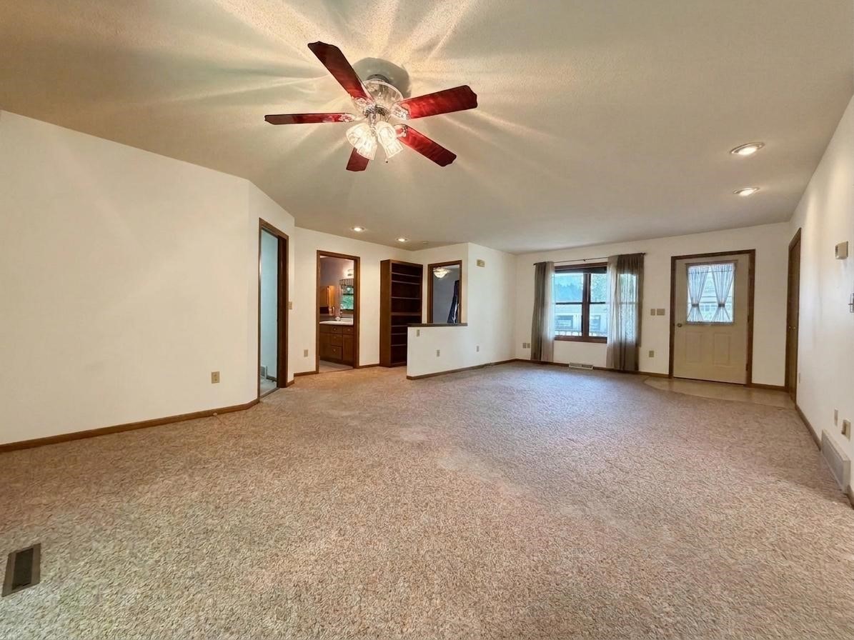 1400 Berdan Street Property Photo 10