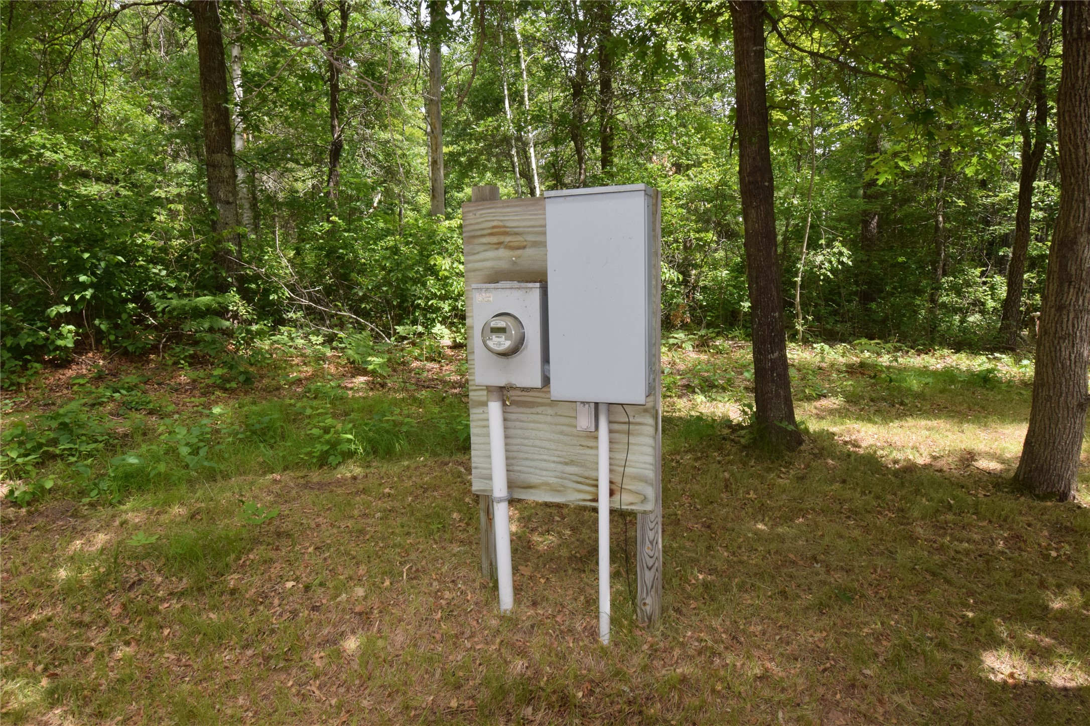 4411 Lunsman Drive Property Photo 8