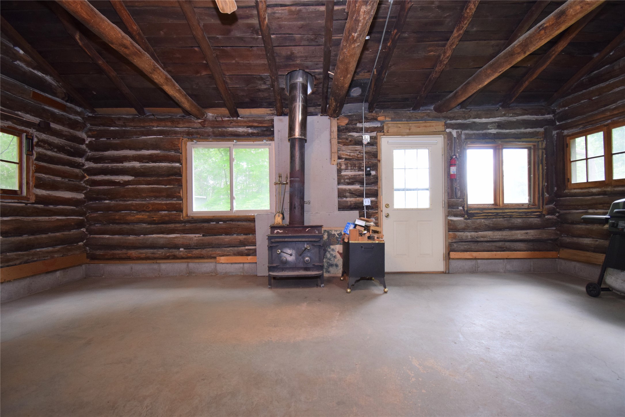 4411 Lunsman Drive Property Photo 19