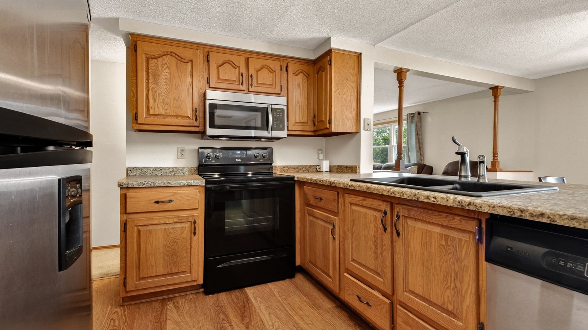 815 Woodside Drive Property Photo 8