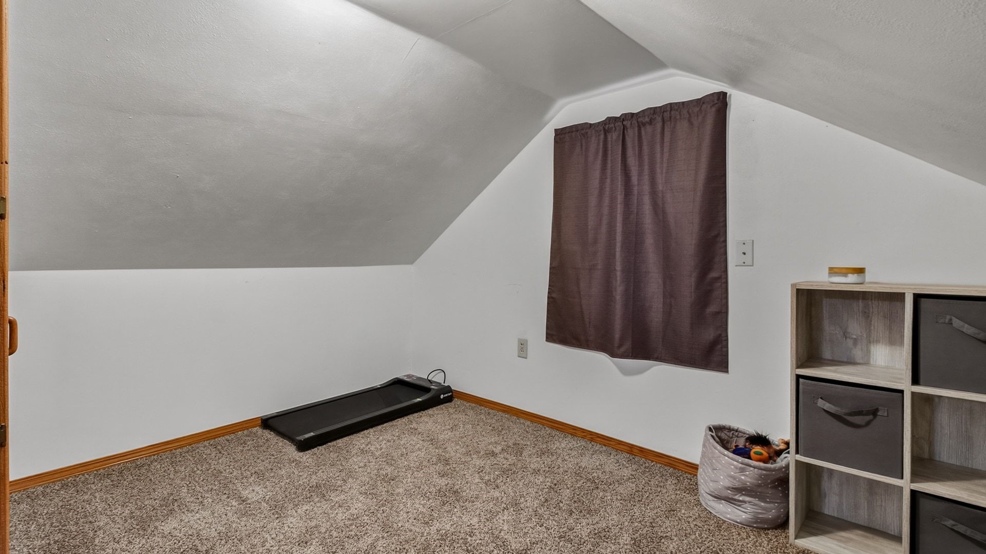 815 Woodside Drive Property Photo 13