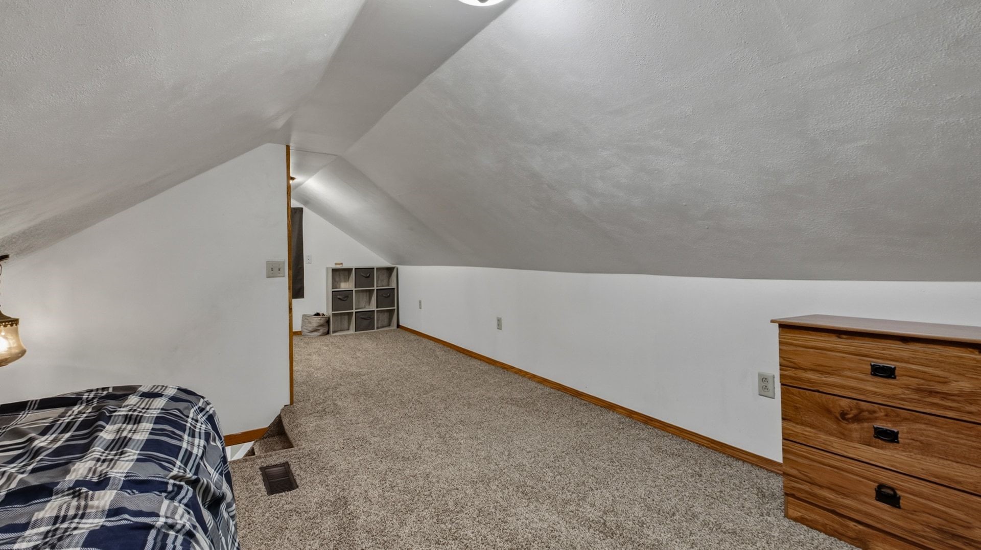 815 Woodside Drive Property Photo 15