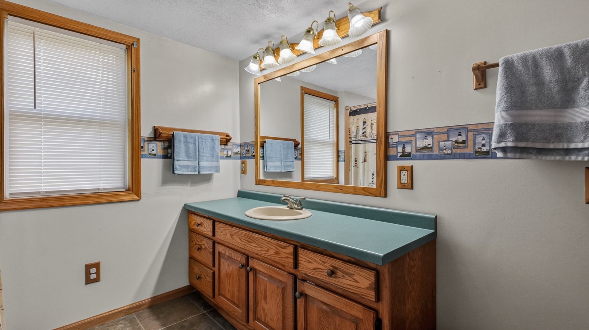 815 Woodside Drive Property Photo 17