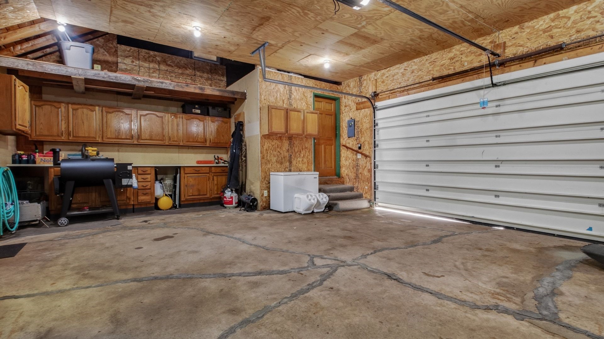 815 Woodside Drive Property Photo 21