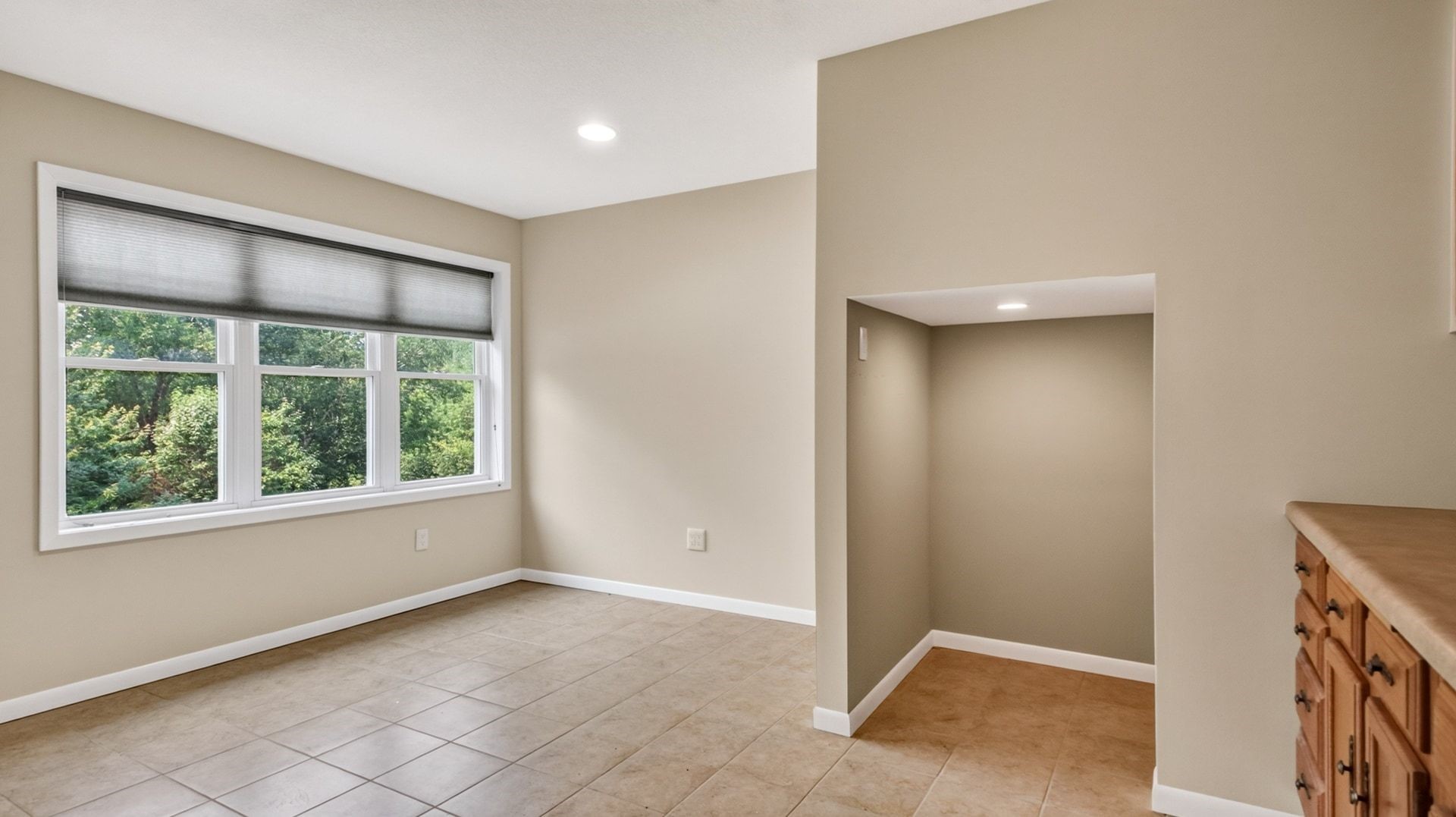 2887 29 9/16 Avenue Property Photo 11
