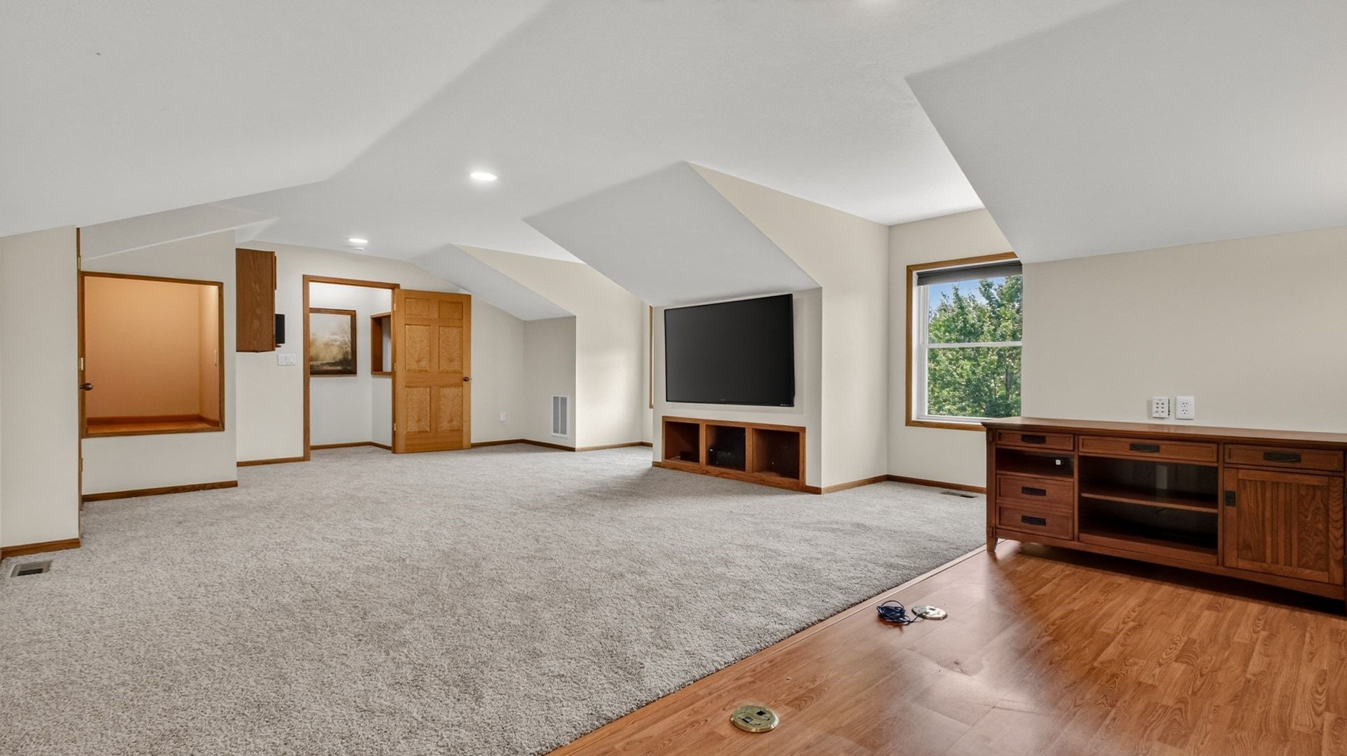 2887 29 9/16 Avenue Property Photo 14