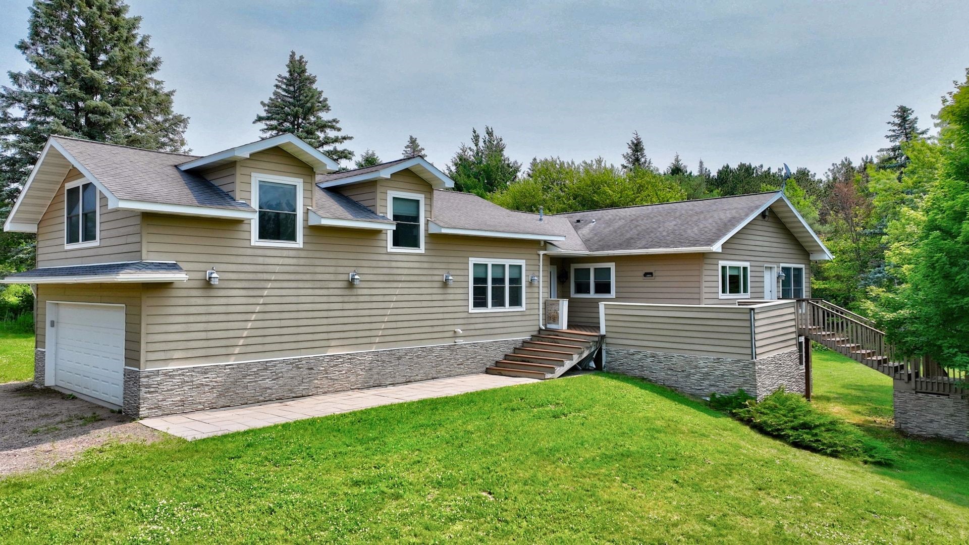 2887 29 9/16 Avenue Property Photo 31