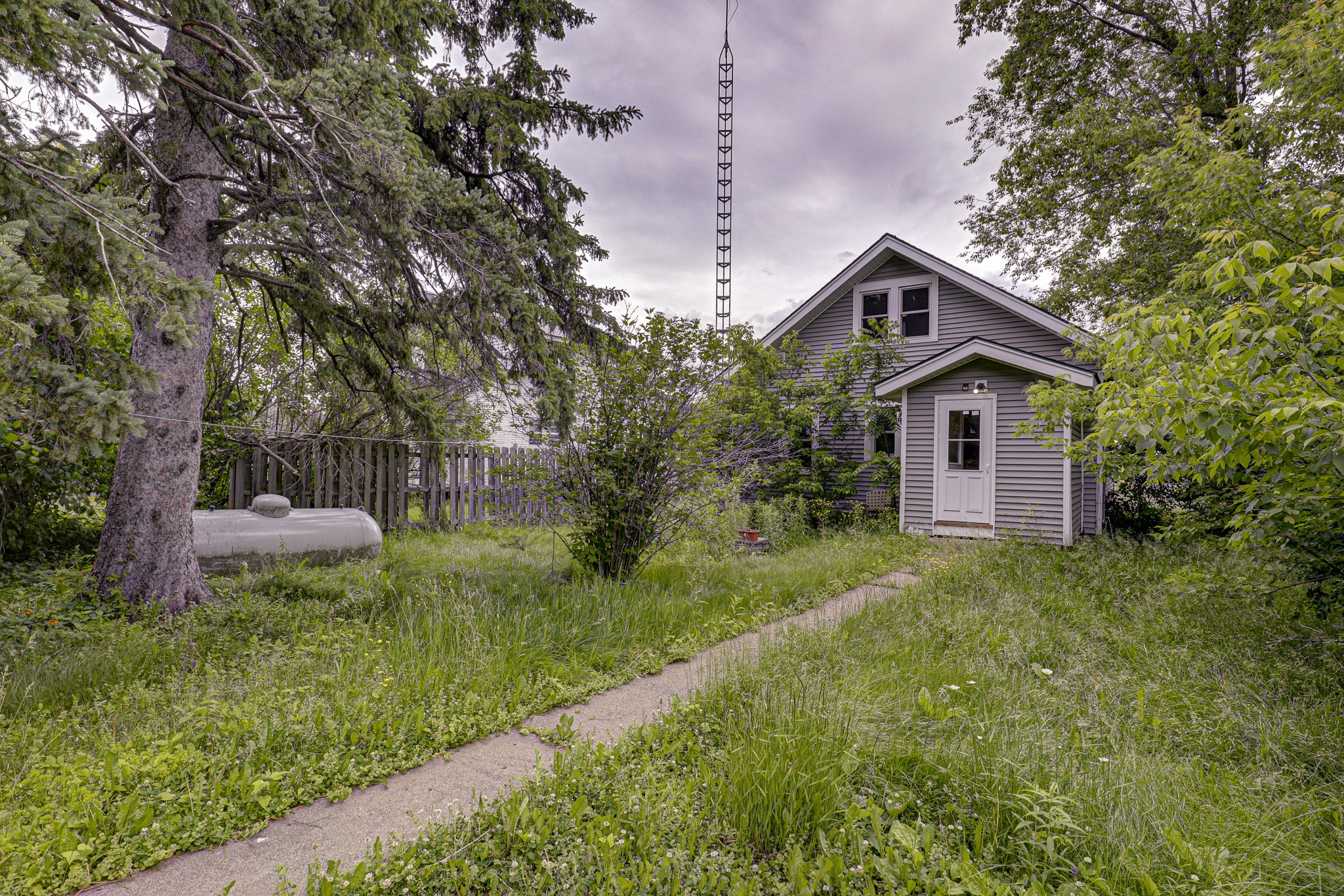 426 Maple Avenue Property Photo 3
