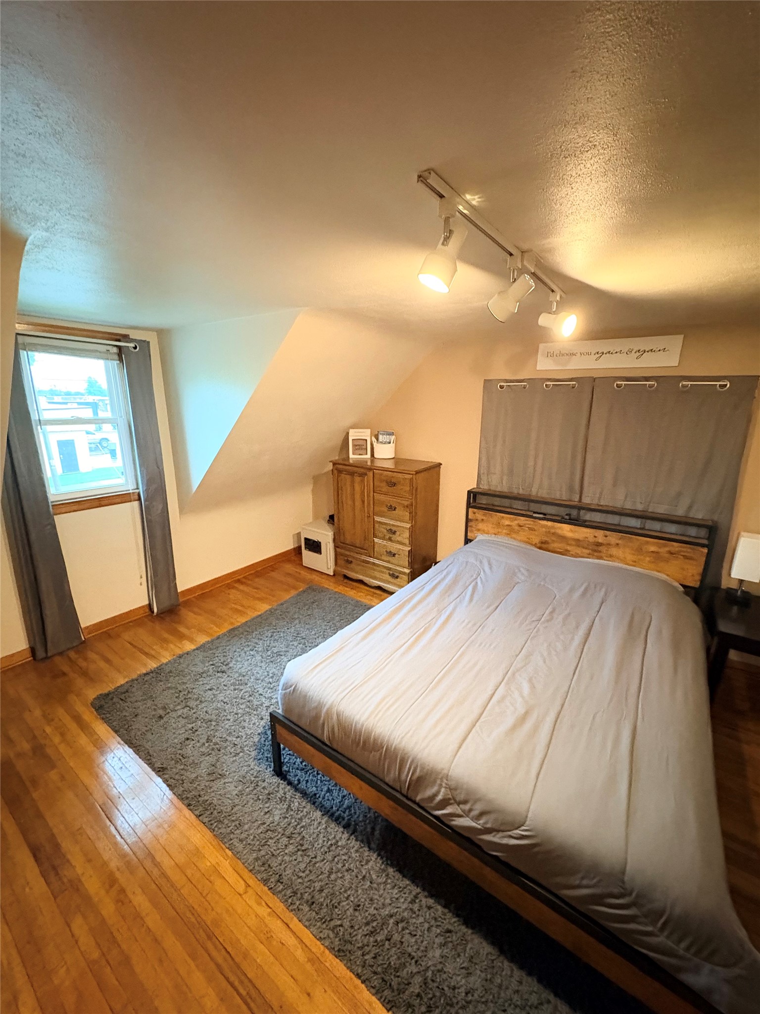 11 E Coleman Street Property Photo 20