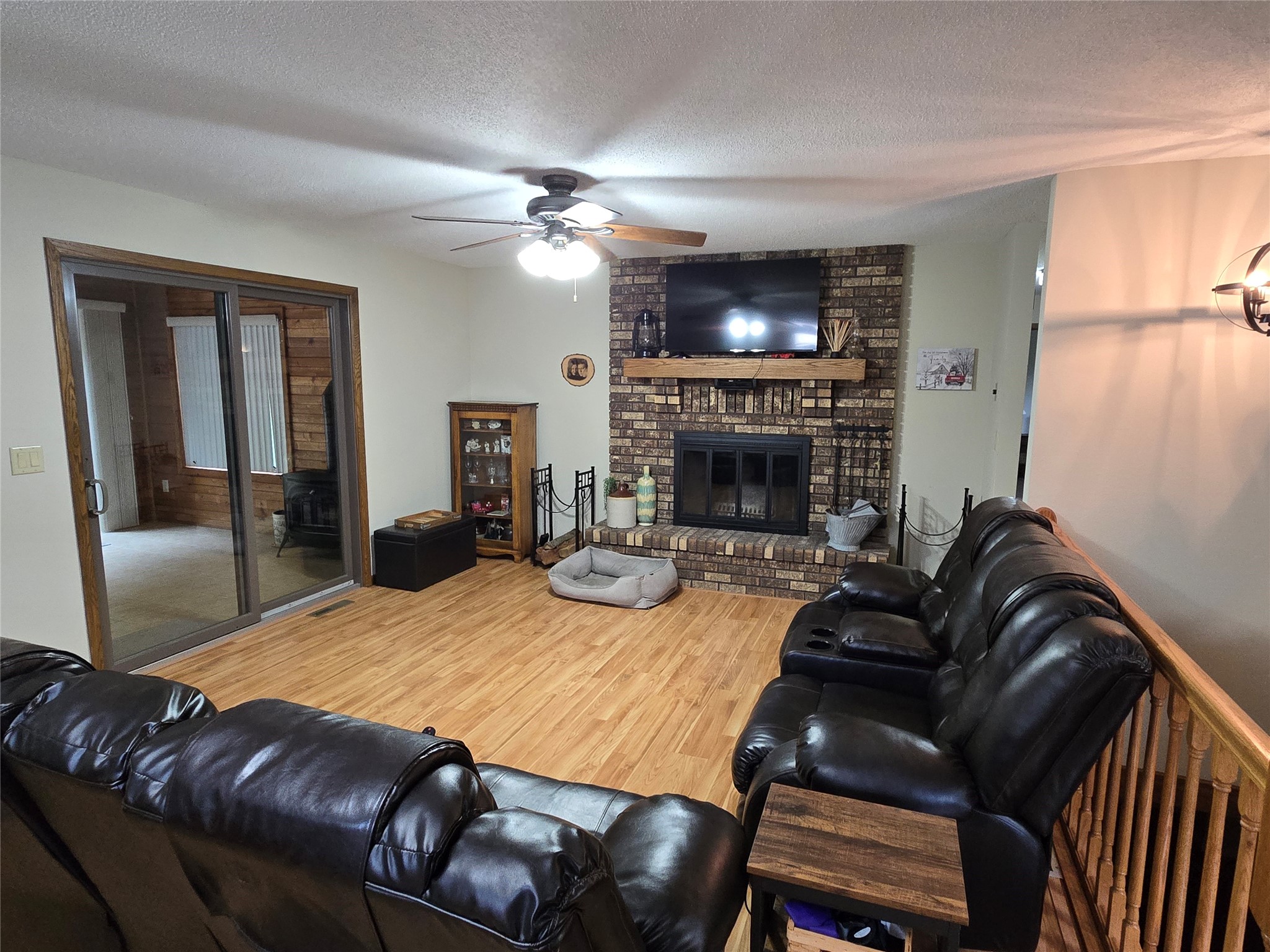471 Komro Court Property Photo 8