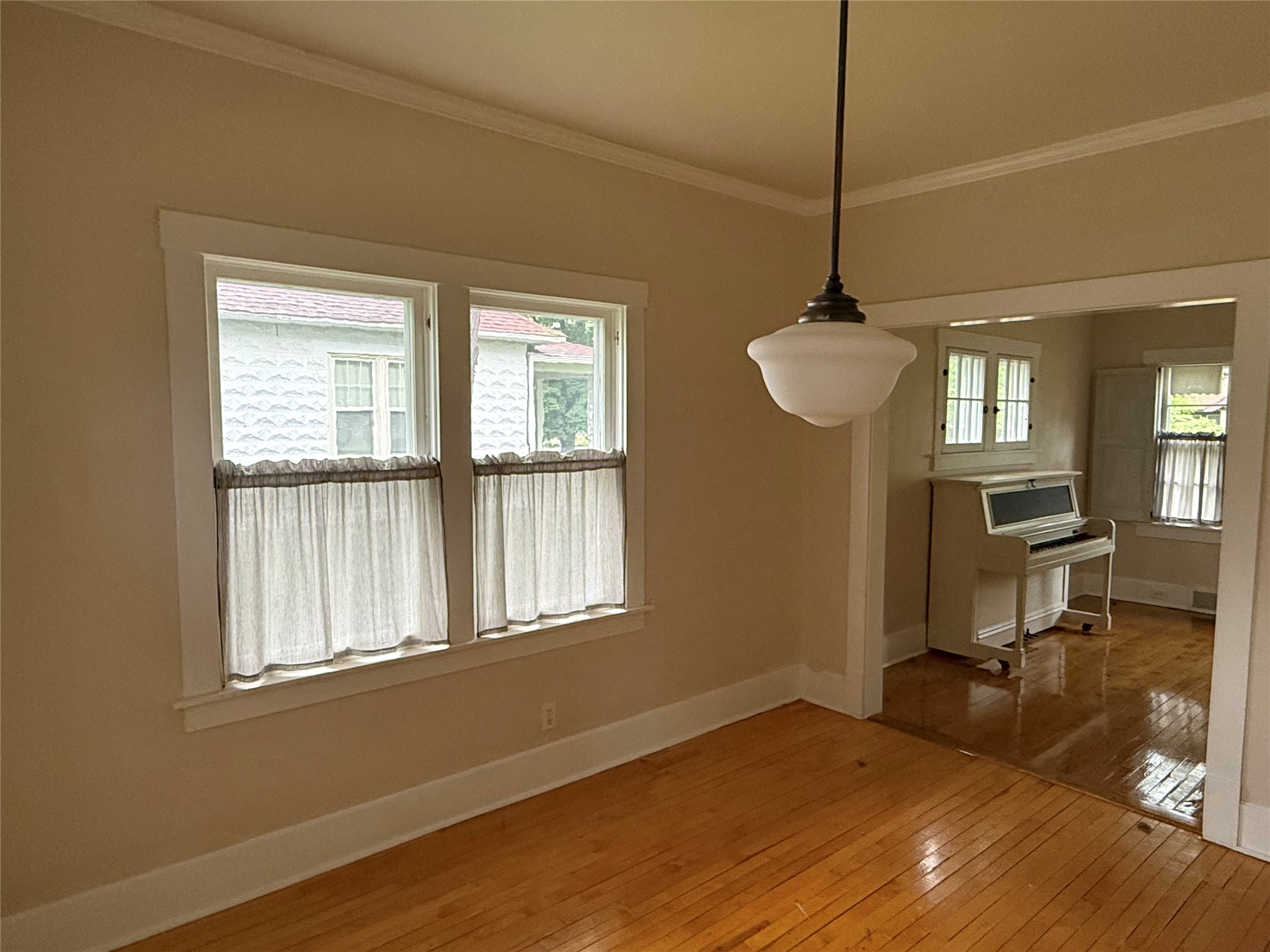 1524 Highland Avenue Property Photo 8