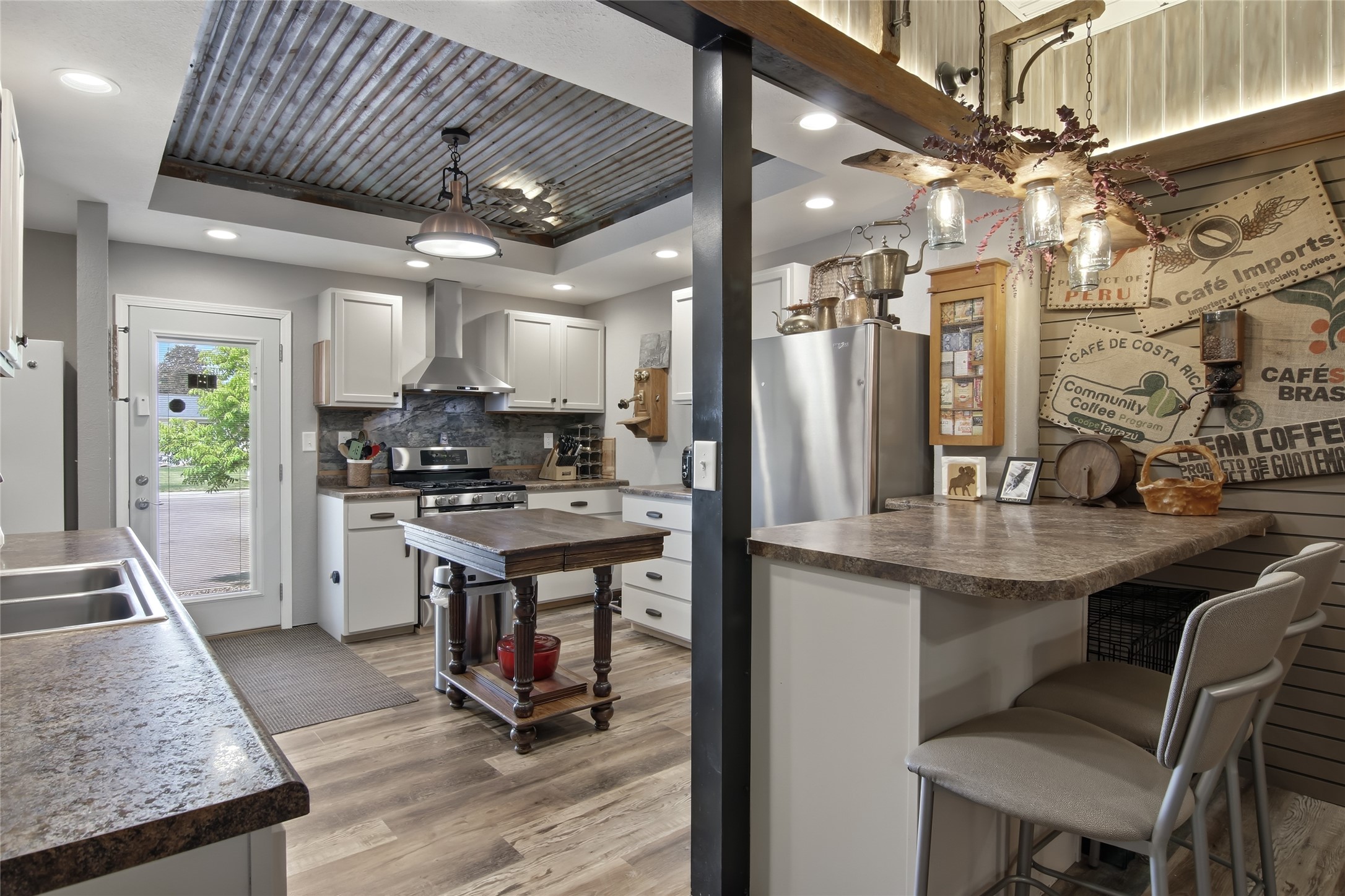 111 5th Avenue N Property Photo 15