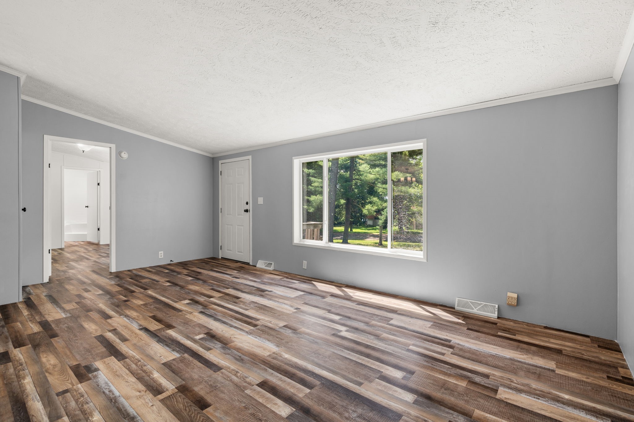 846 25 1/2 Avenue Property Photo 13